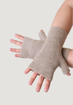 Manșete cu deget femei din baby alpaca - Beige Melange De Colores HipHip.ro