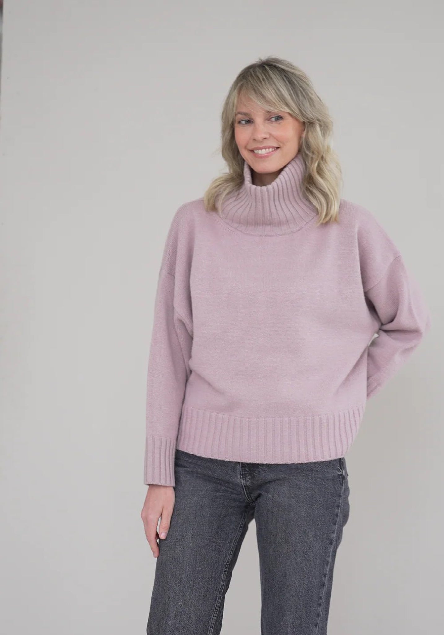 Pulover femei din lână merinos și cașmir - Rose