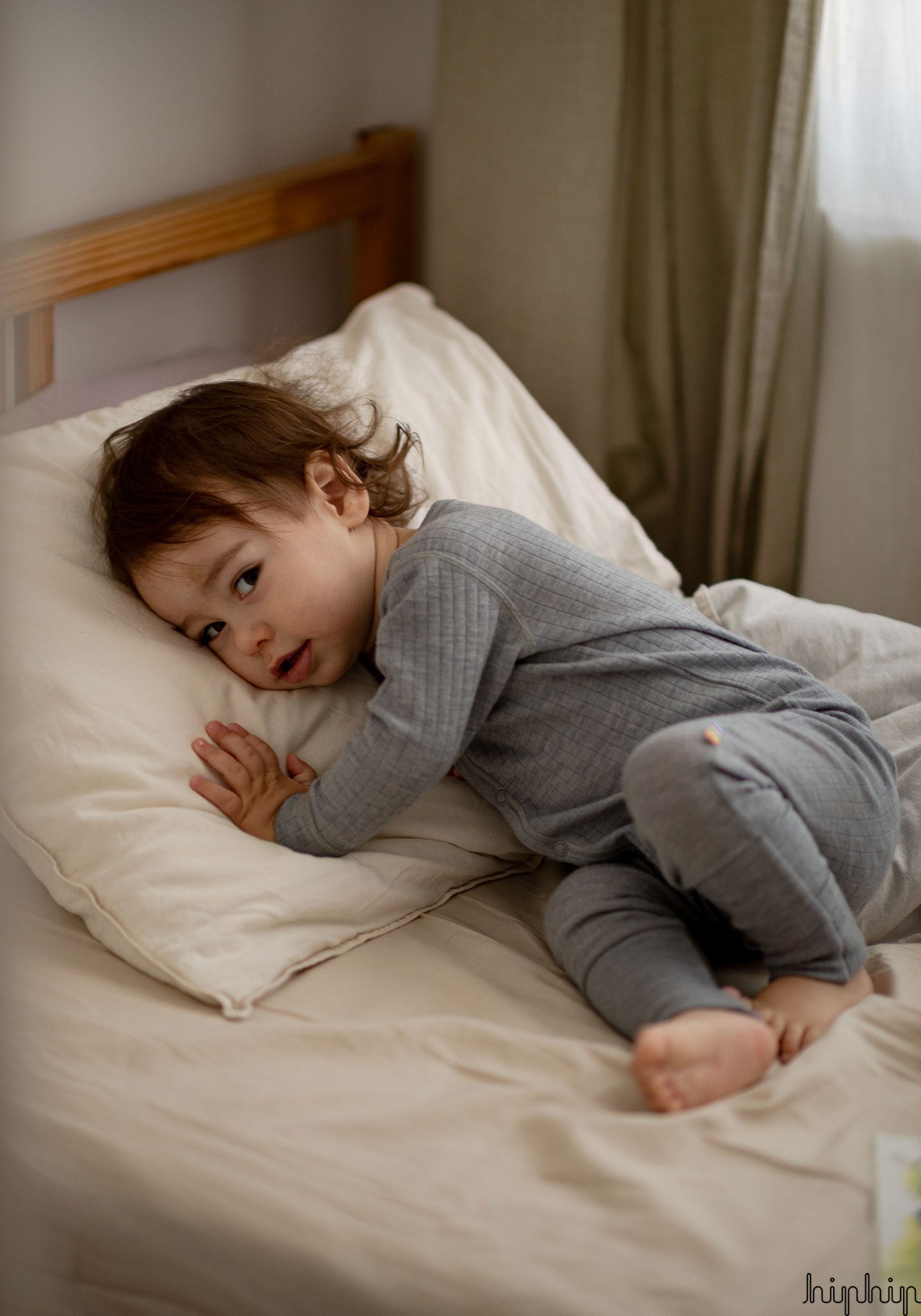 Jumpsuit cu șosete din lână merinos - Basic Grey Joha HipHip.ro