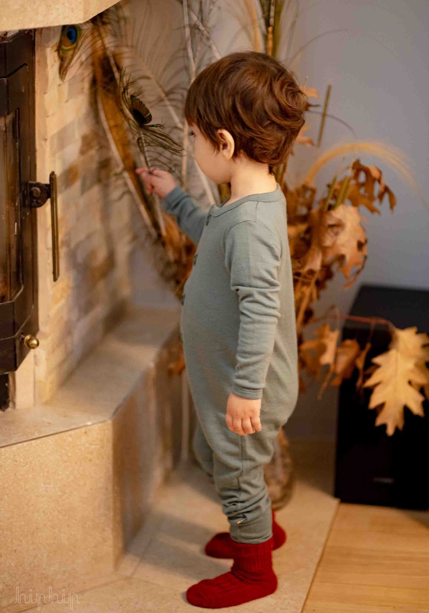 Șosete cu talpă plușată din lână - Poppy Red Hirsch Natur HipHip.ro