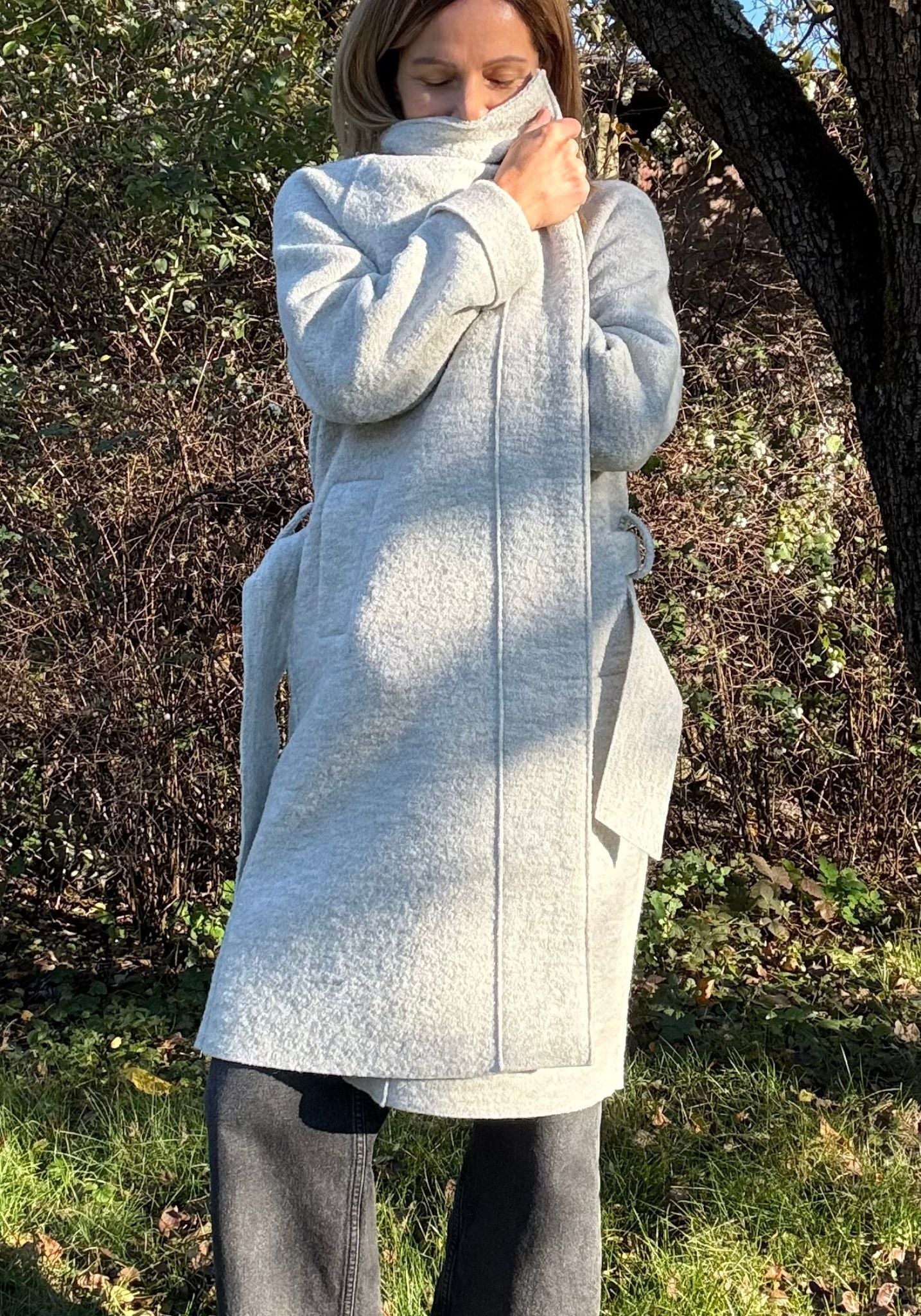 Palton femei din lână fiartă - Daria Button Light Grey
