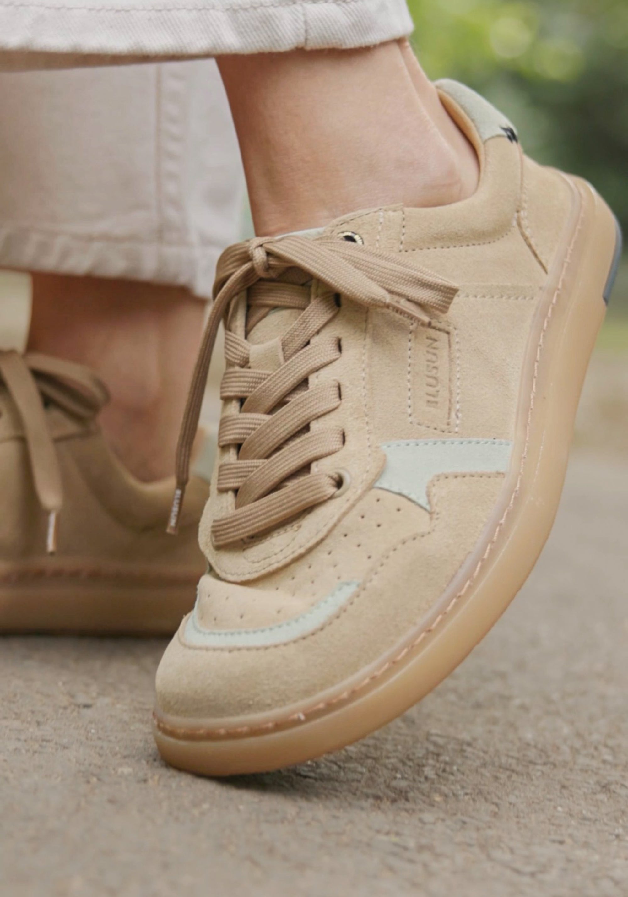 Sneakers Barefoot Wide din piele întoarsă - Beige/Green