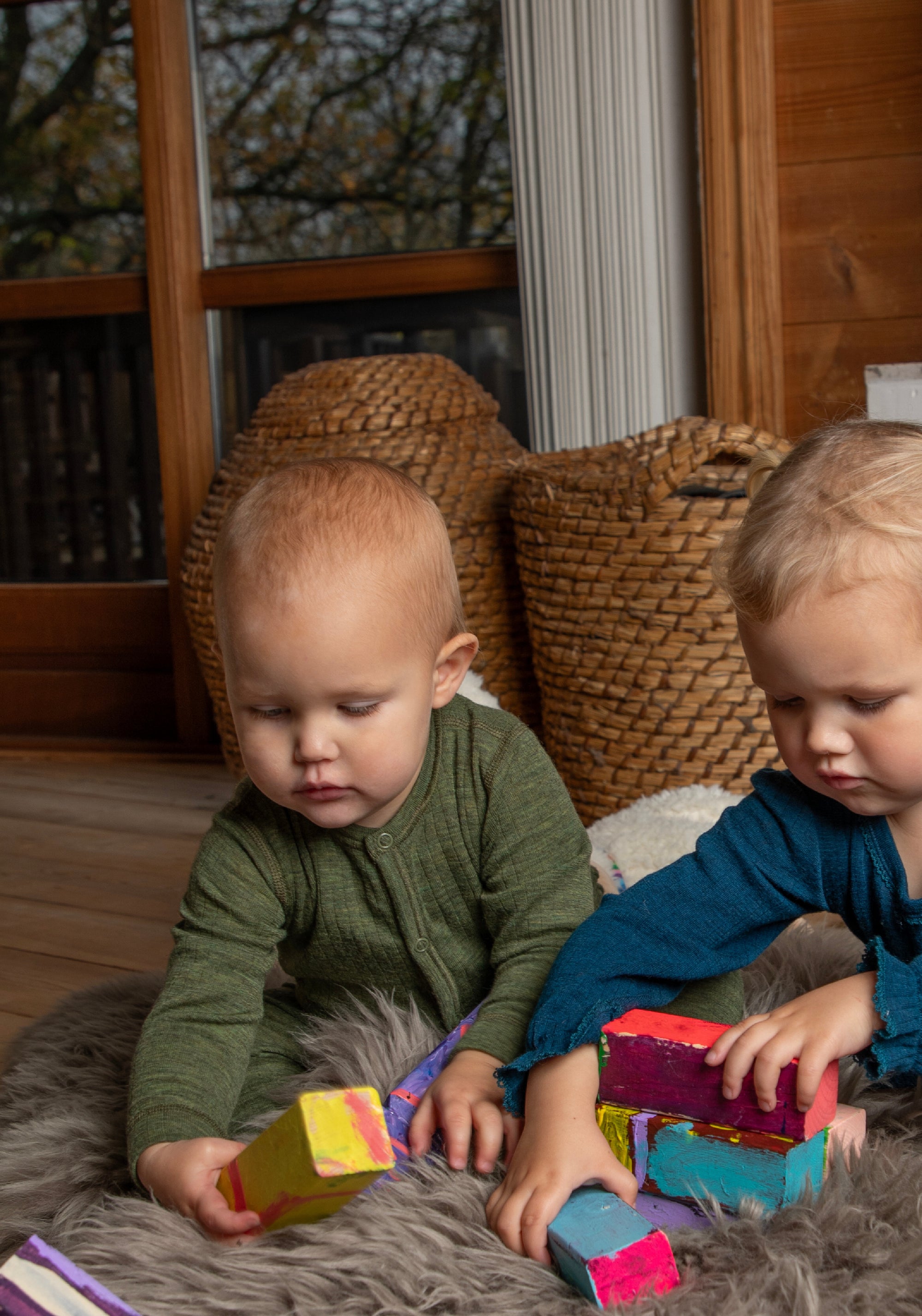 Salopetă cu șosete lână merinos - Basic Dark Olive