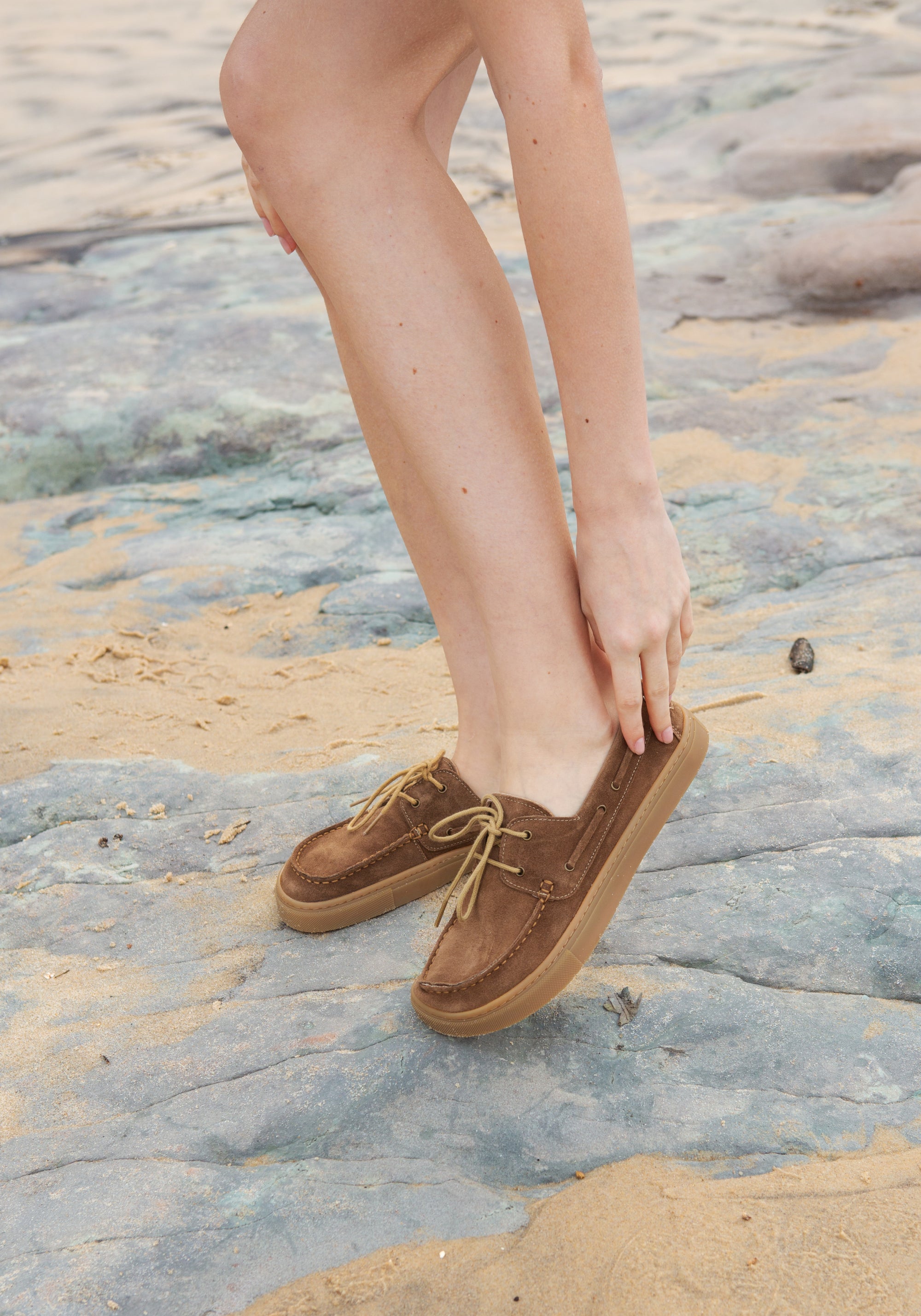 Pantofi Barefoot din piele întoarsă - Hivera Taupe