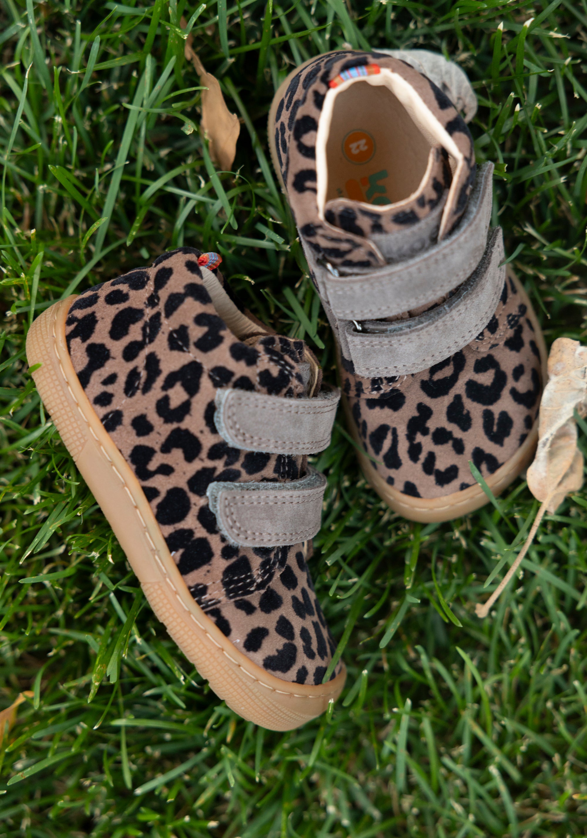Sneakers Barefoot din piele întoarsă - Don Leo Taupe