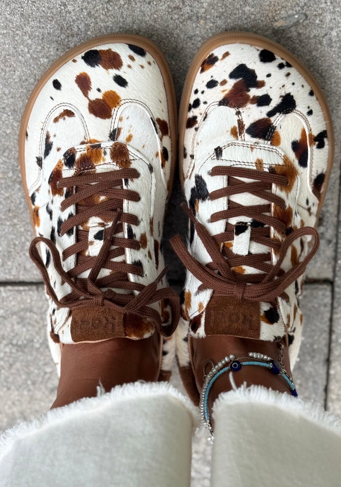 Sneakers Barefoot din piele întoarsă - Helena Fantasy Beige