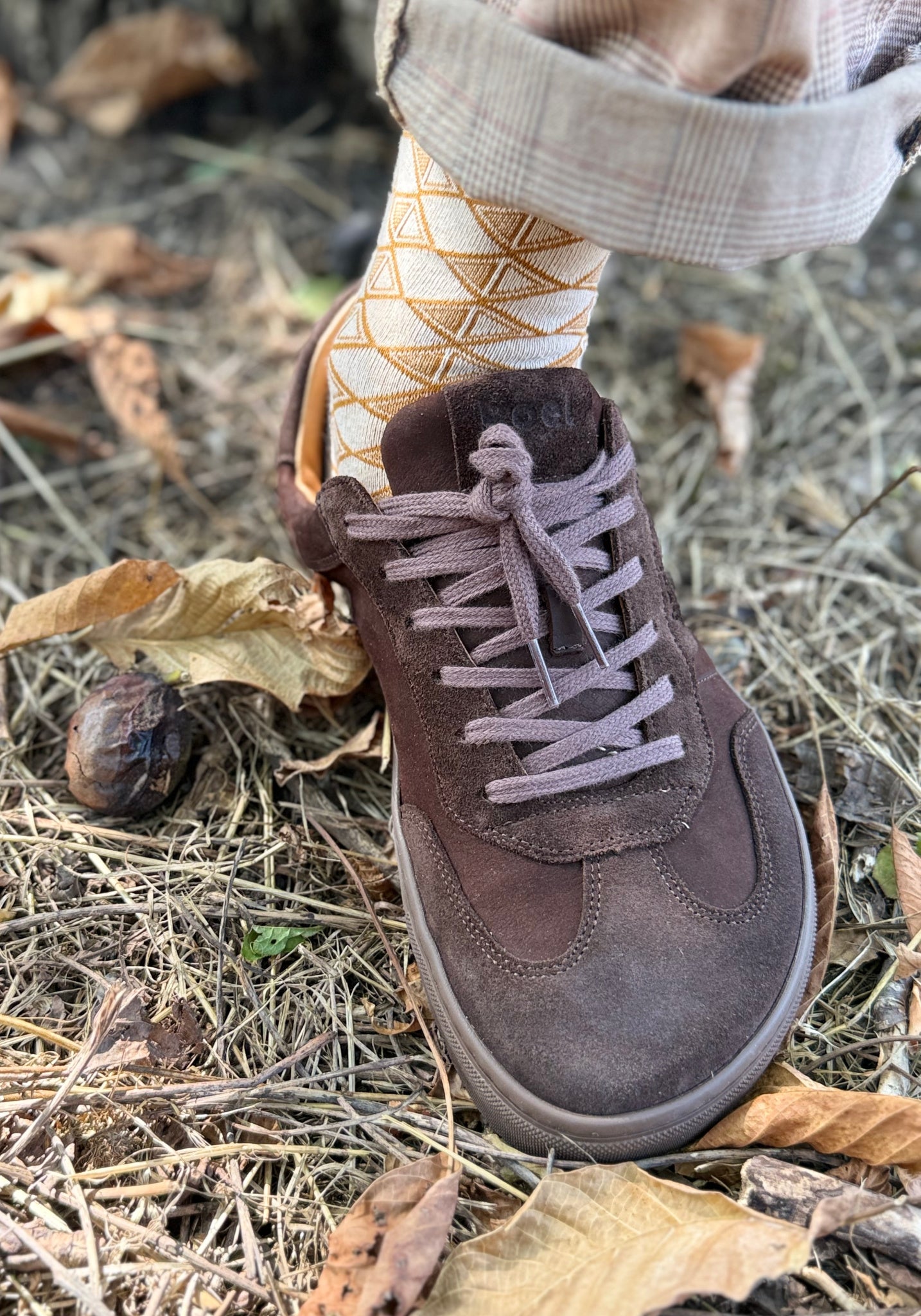 Sneakers Barefoot din piele întoarsă - Helio Chocolate