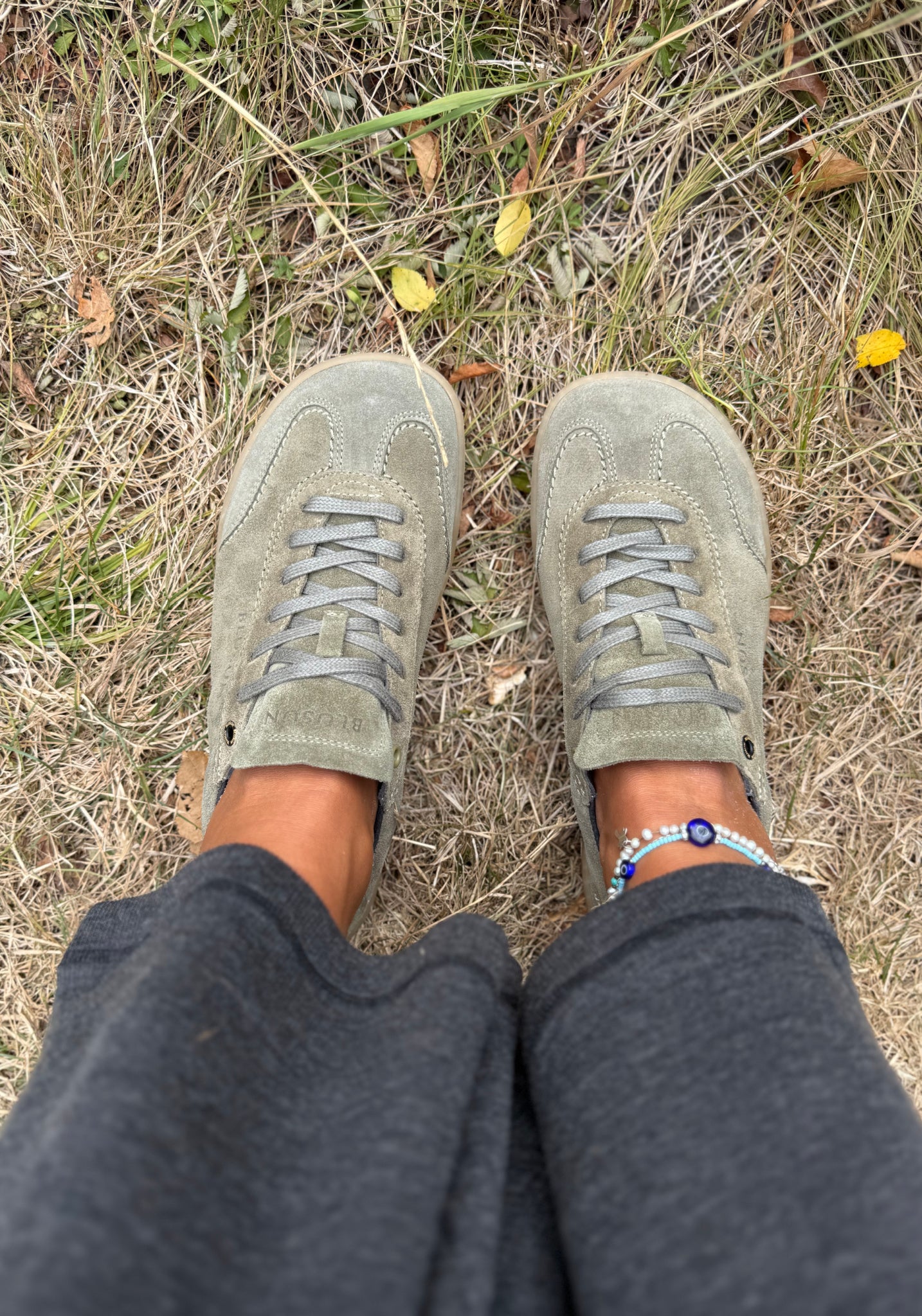 Sneakers Barefoot din piele întoarsă - Olive