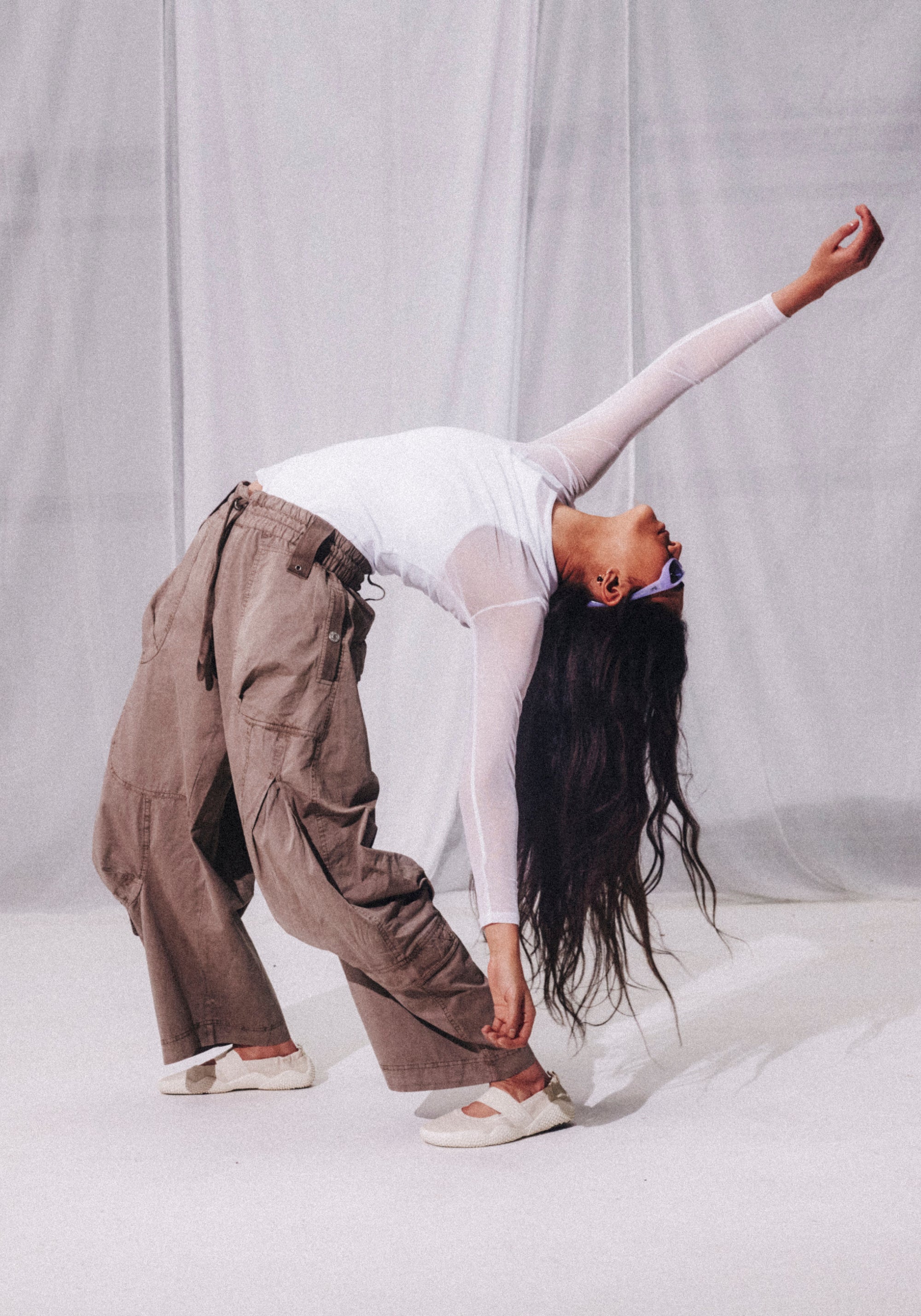 Balerini Barefoot din piele - Motus Studio Ballet Sand
