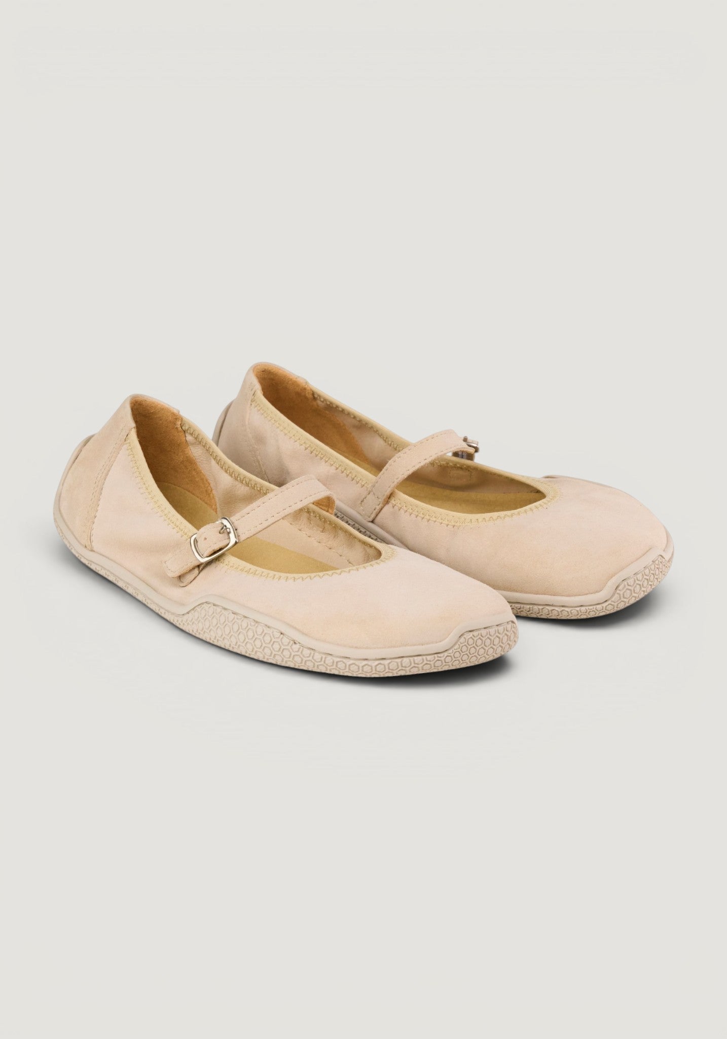 Balerini Barefoot din piele întoarsă - Valeria Beige