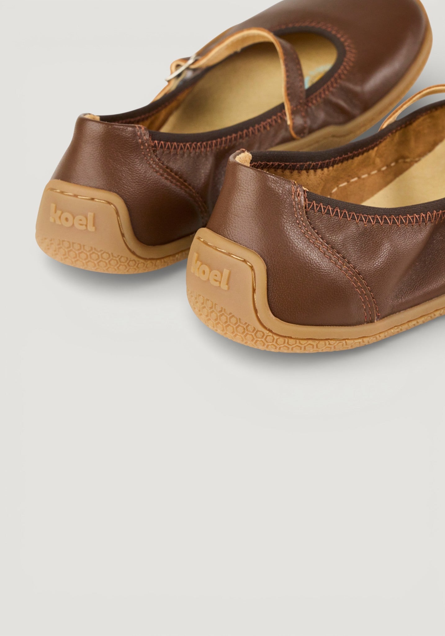 Balerini Barefoot din piele - Valeria Brown