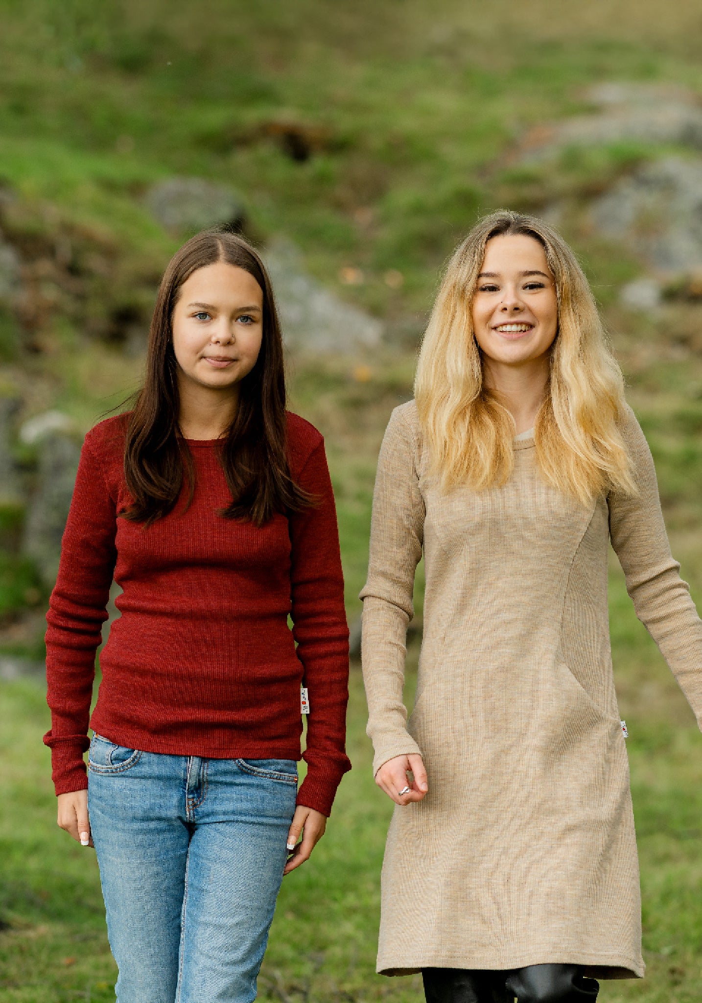 Bluză din lână merinos - Wild Pomegranate