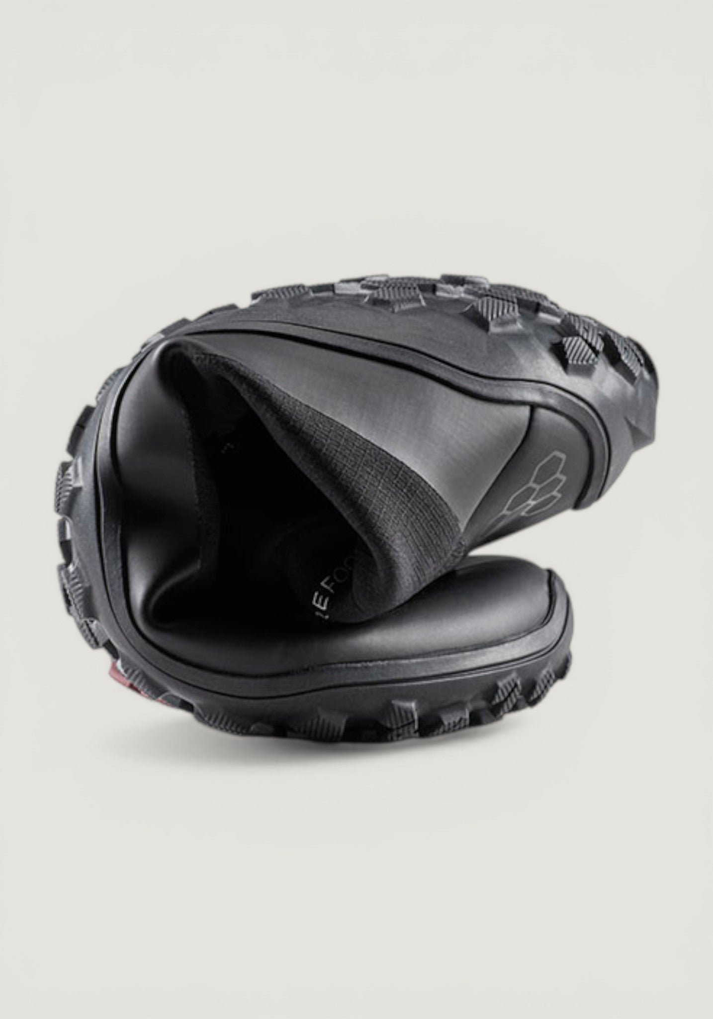 Bocanci drumeție Barefoot impermeabili - Tracker Textile AT II Women Obsidian