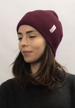 Căciulă adulți din lână merinos - Cherry