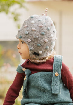 Căciulă din lână fiartă - Cashmere Dots