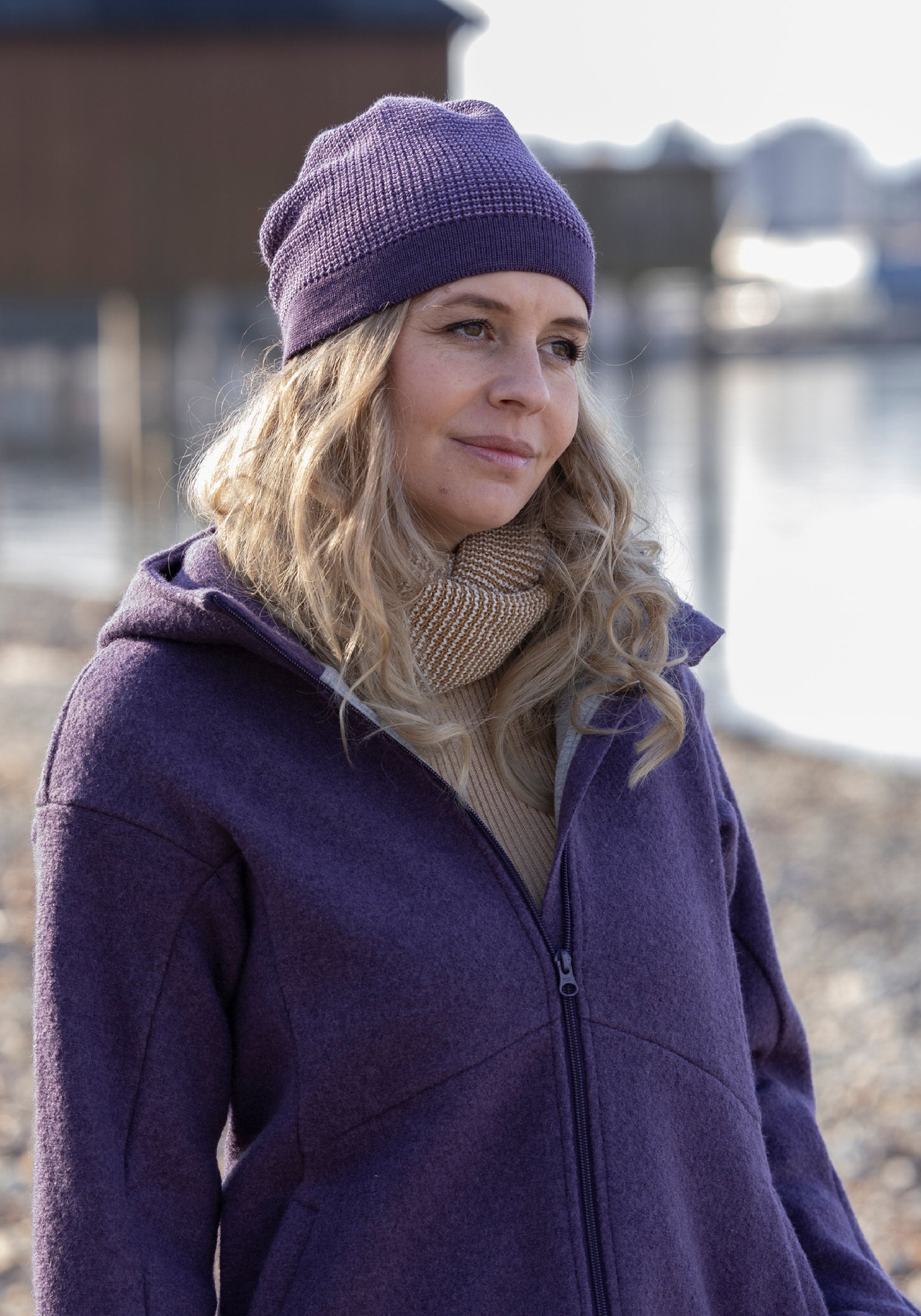Căciulă lână merinos - Aubergine/Lilac