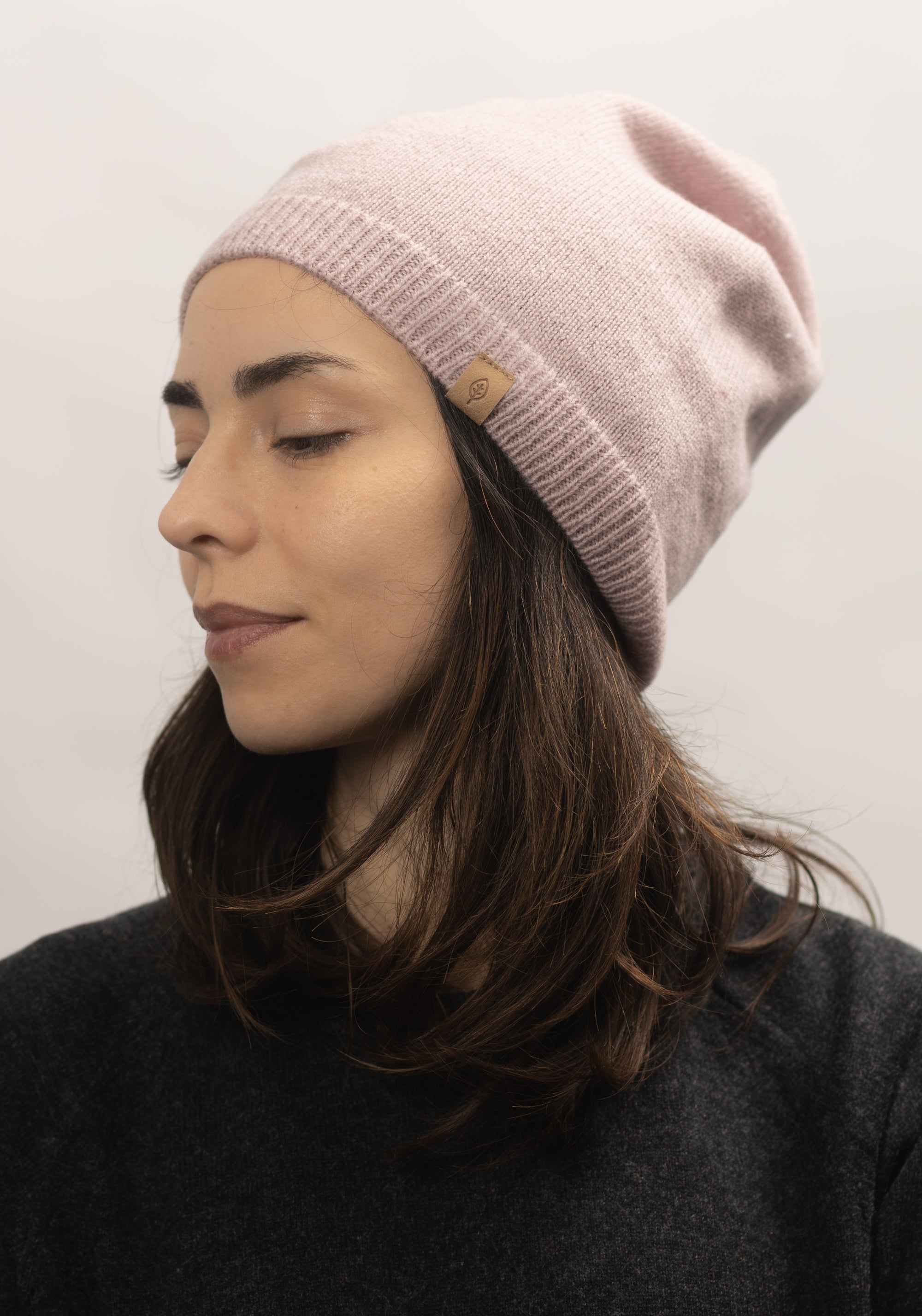 Căciulă femei din lână merinos și cașmir - Dusty Rose