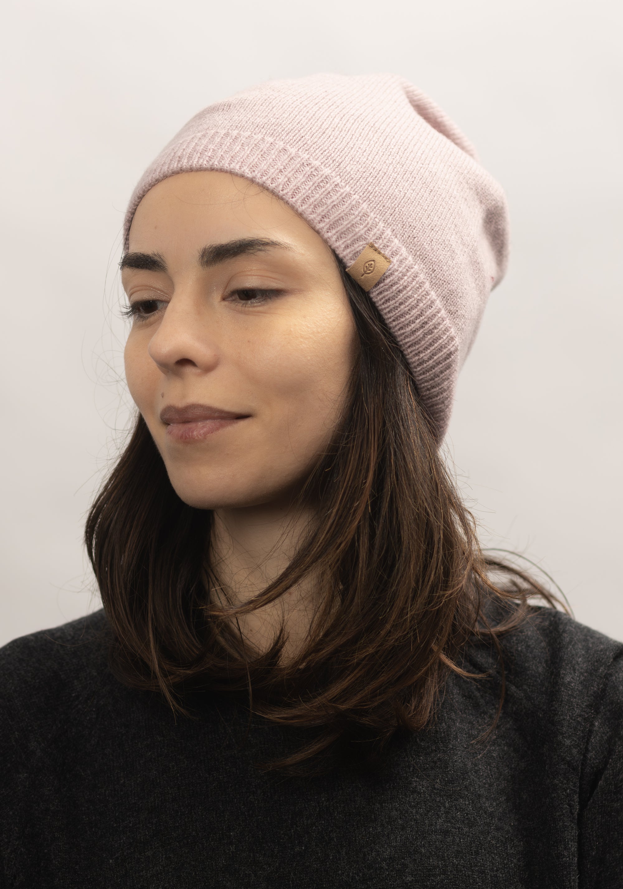 Căciulă femei din lână merinos și cașmir - Dusty Rose