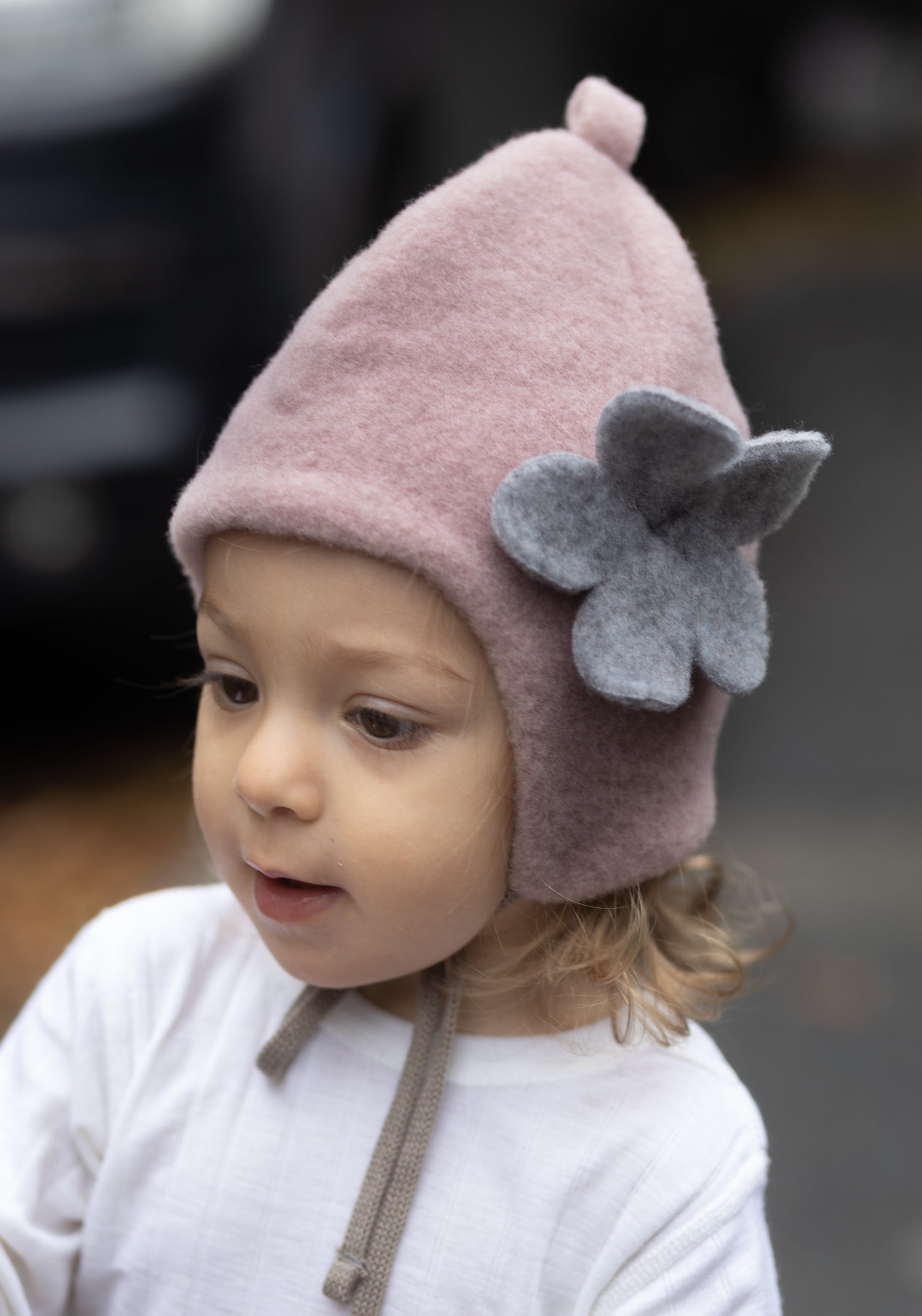 Căciulă fleece din lână merinos - Flower Dusty Rose