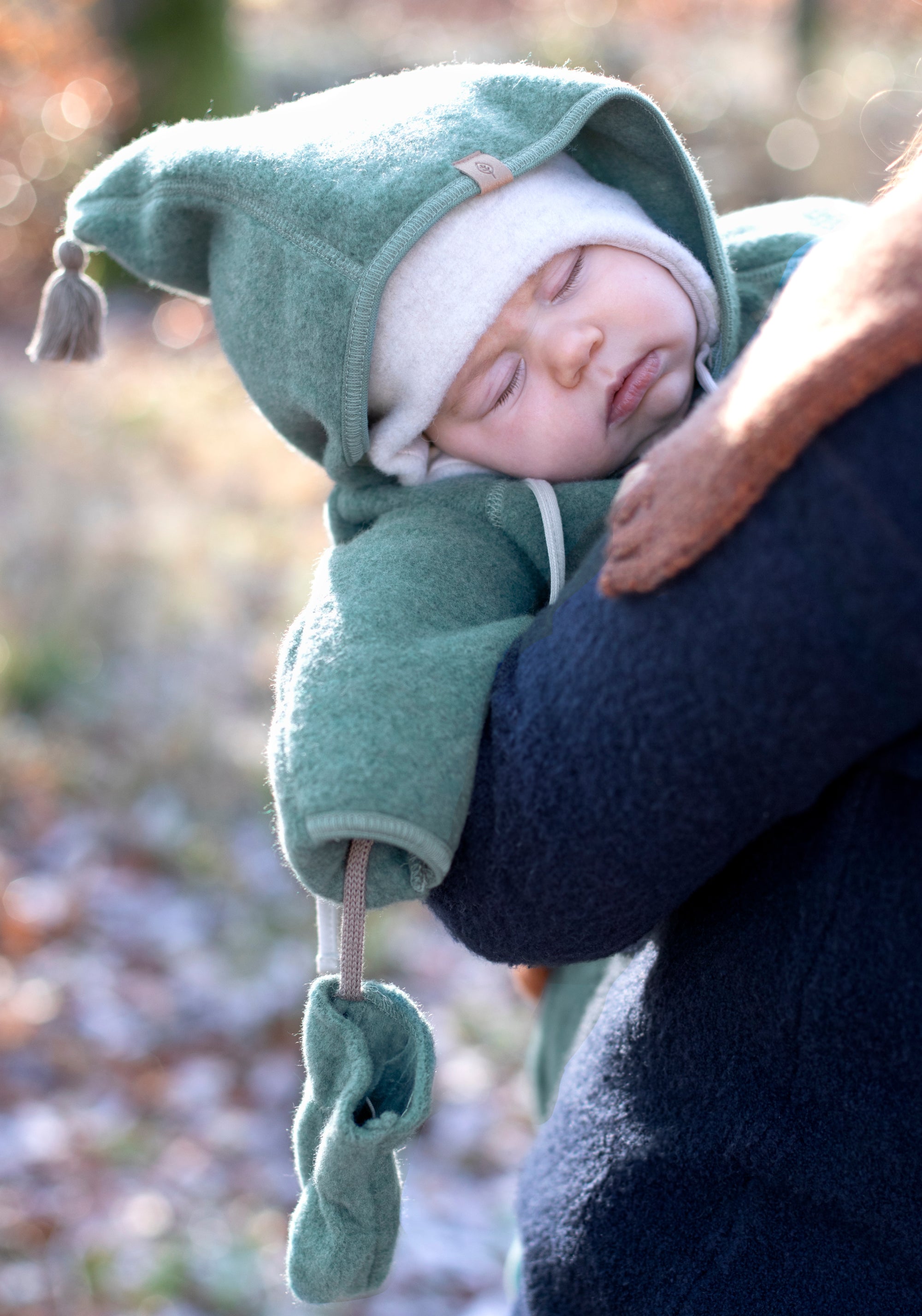 Salopetă fleece cu botoși și mănuși din lână merinos și bumbac - Sage