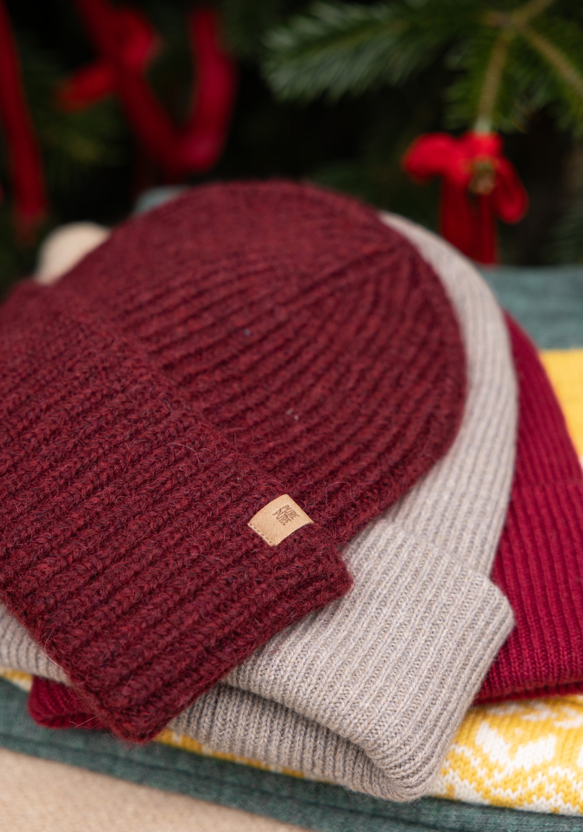 Căciulă Rib femei din baby alpaca, bumbac și lână merinos - Burgundy