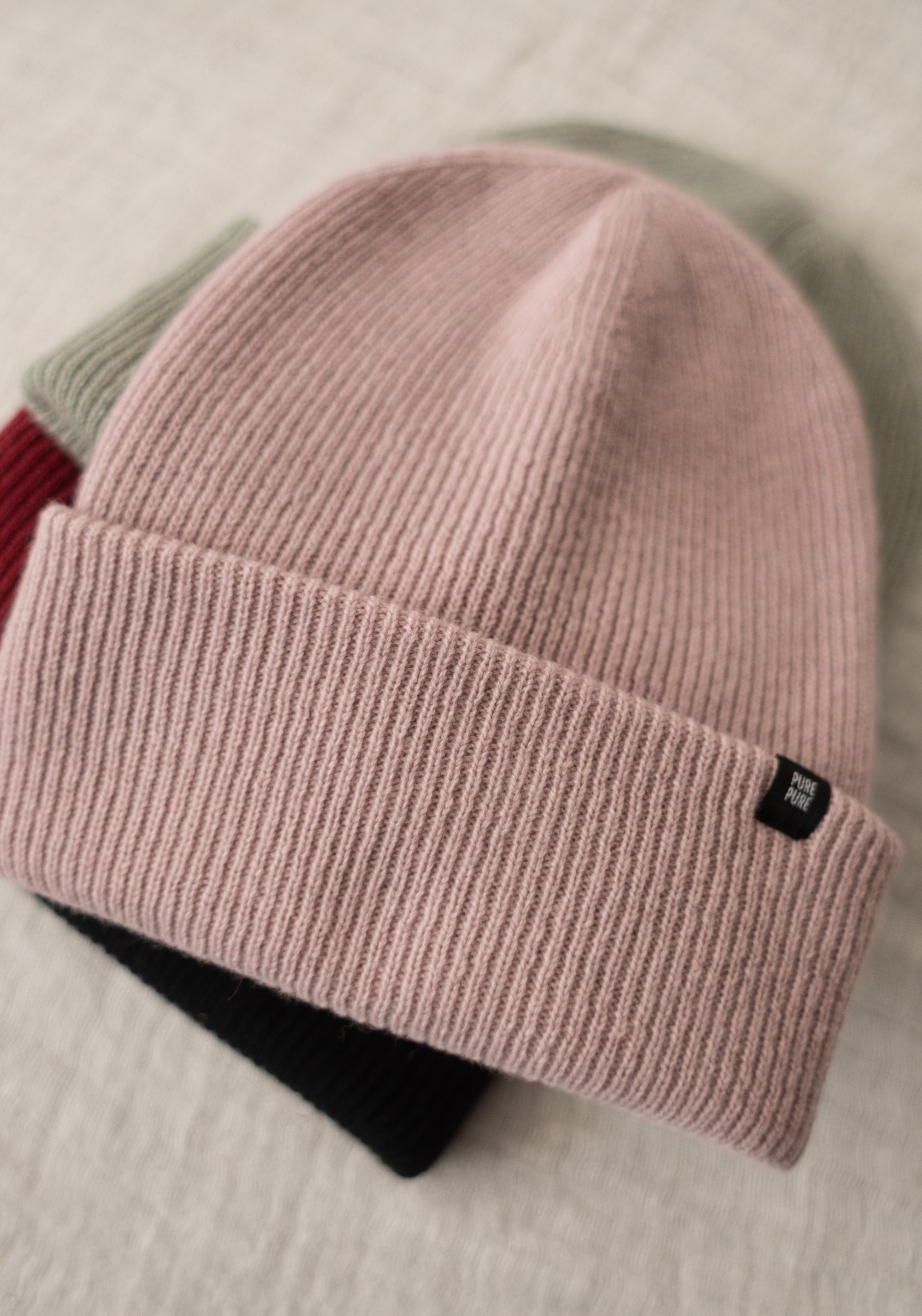 Căciulă Rib femei din lână merinos și cașmir - Dusty Rose