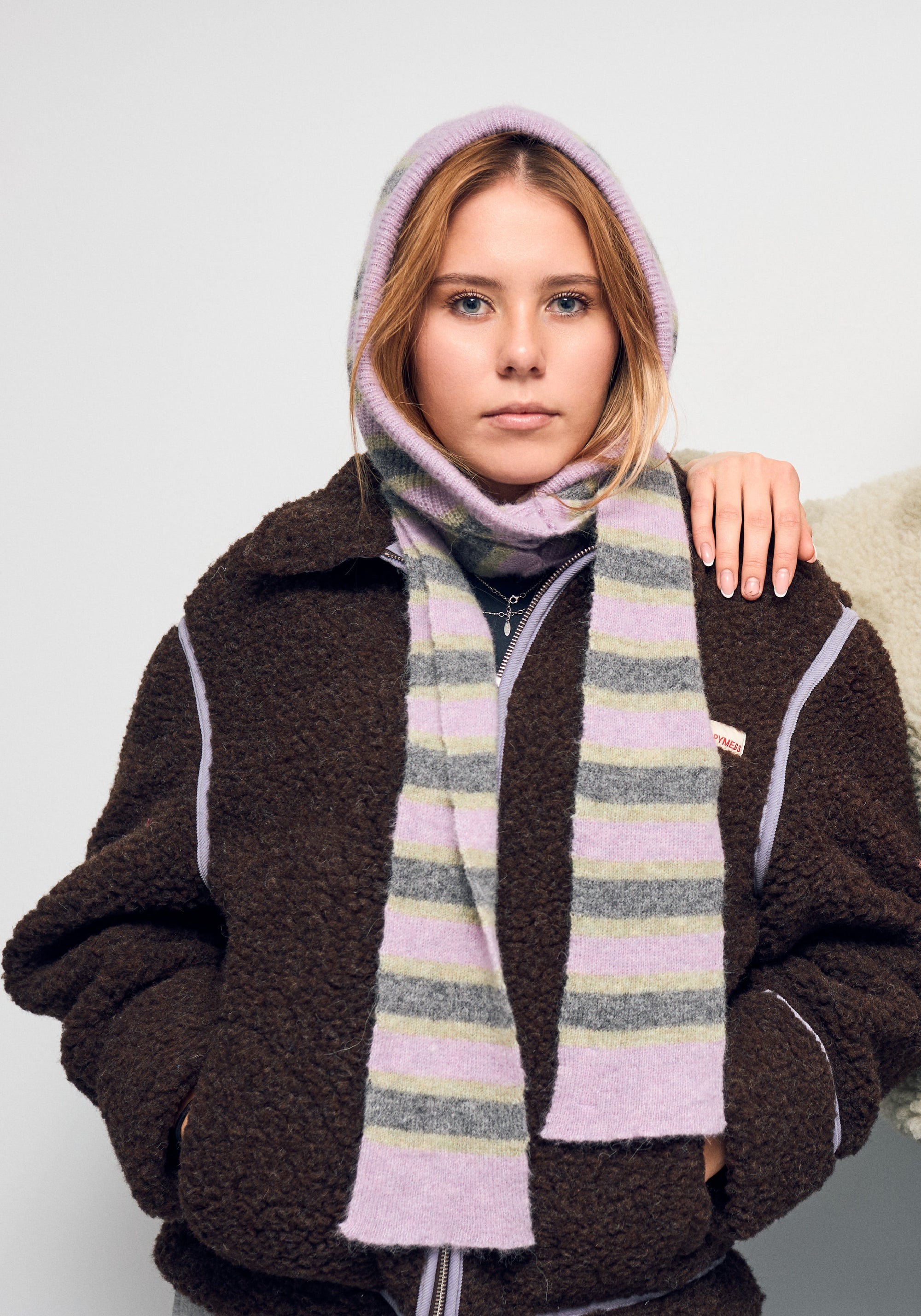 Cagulă cu fular din alpaca - Cozy Stripes