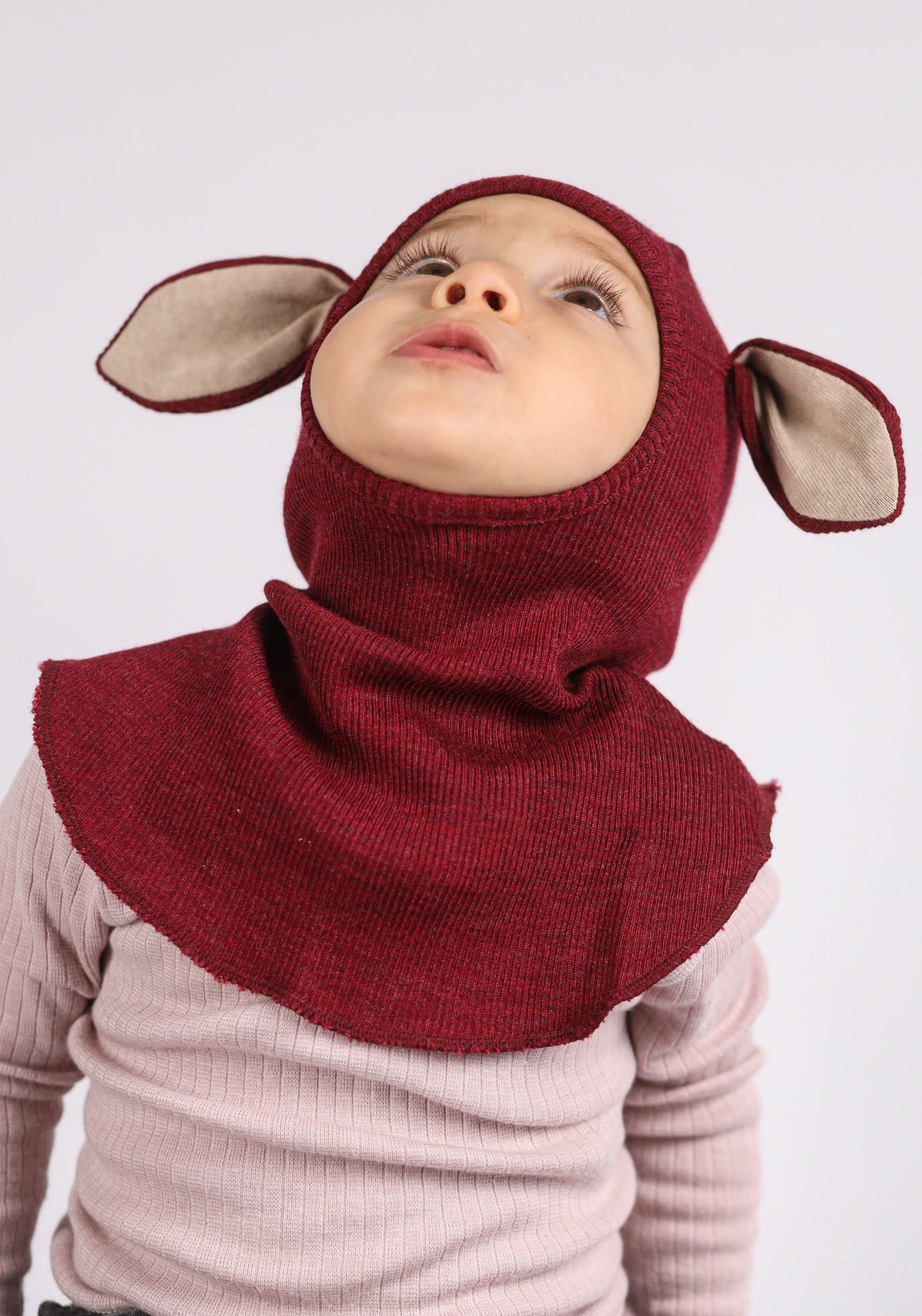 Cagulă din lână merinos - Bunny Wild Pomegranate