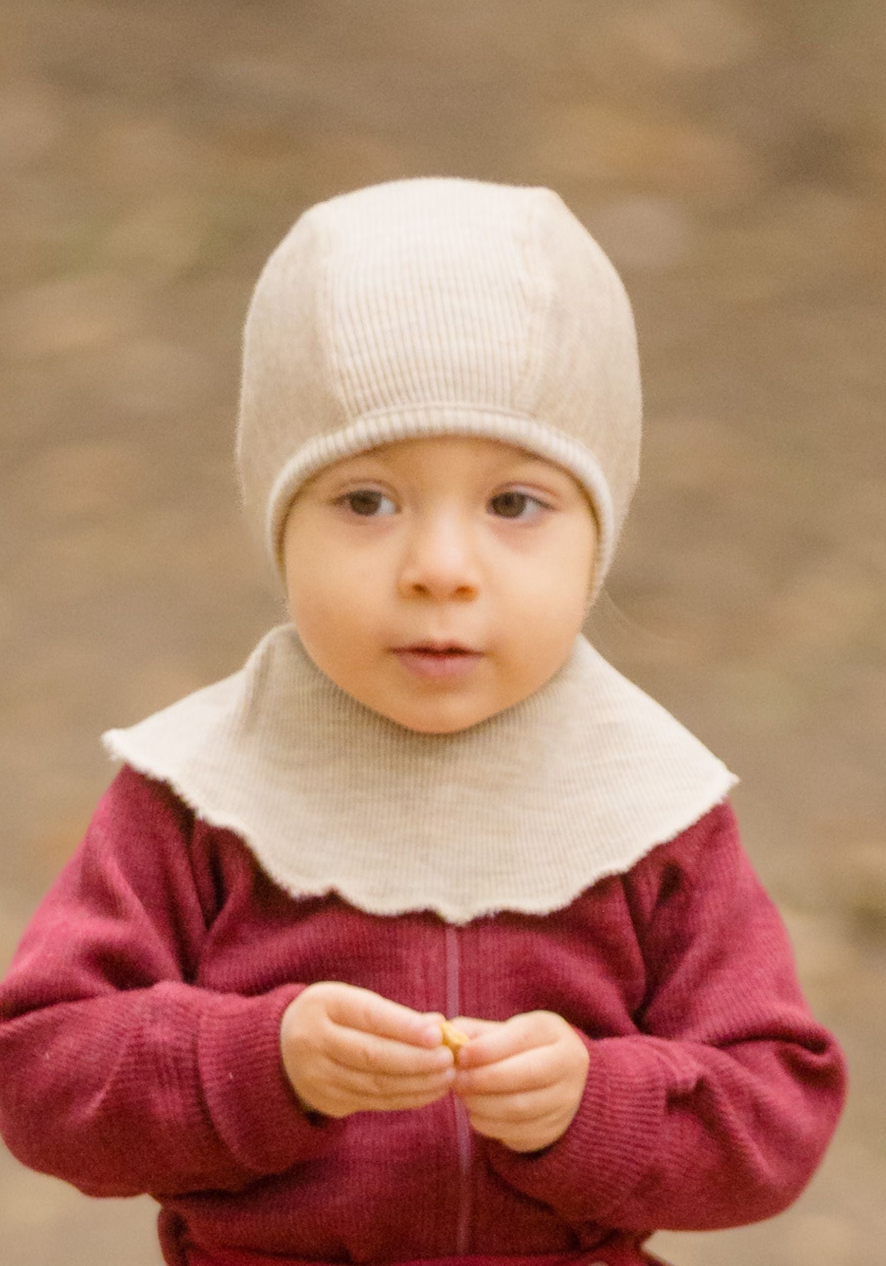 Cagulă din lână merinos - Driftwood Taupe