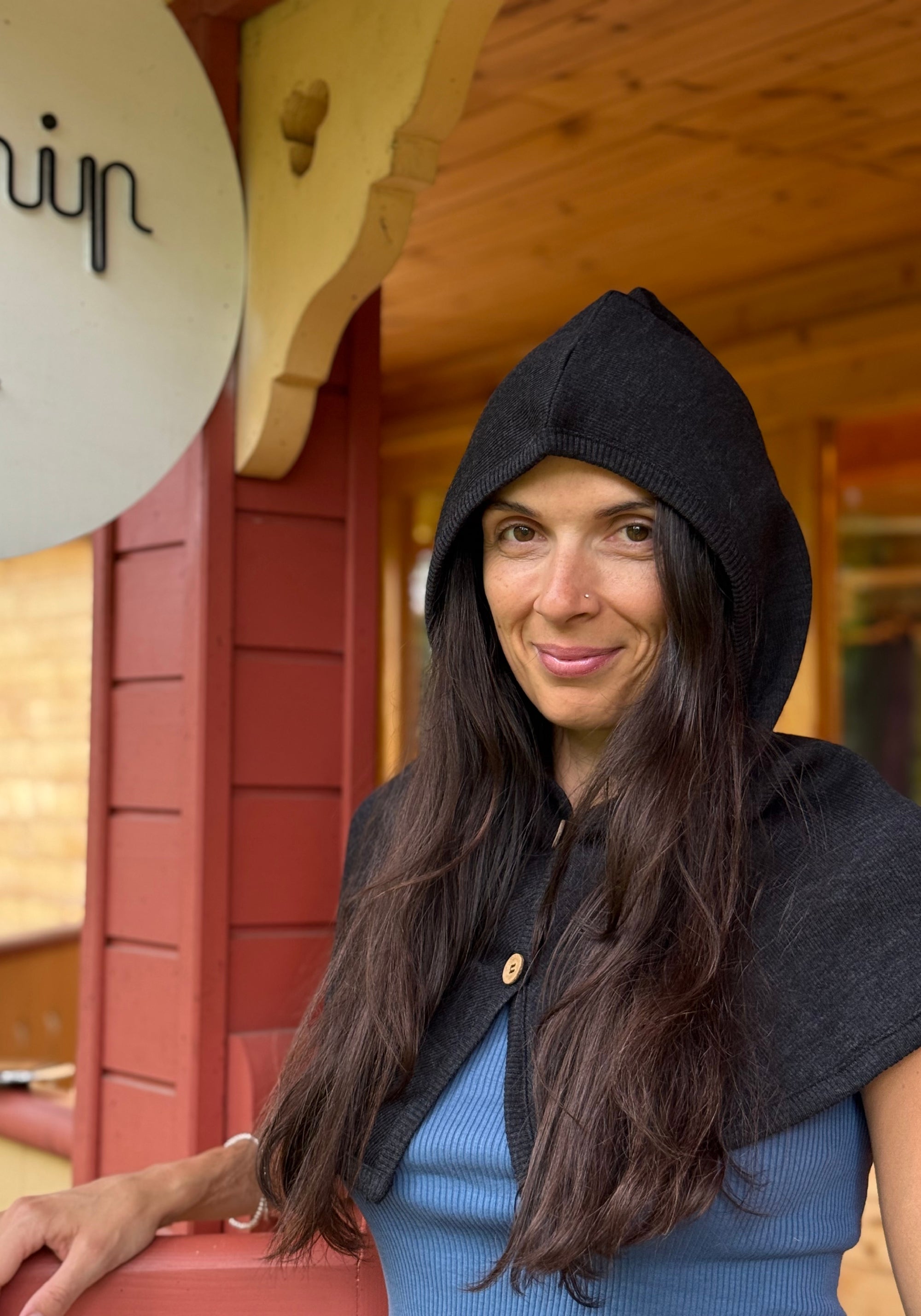 Cagulă din lână merinos - Foggy Black