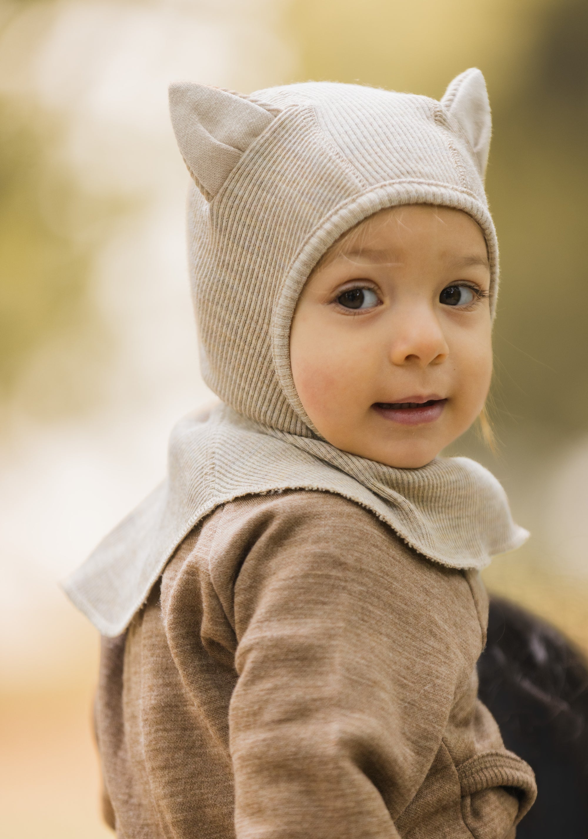 Cagulă din lână merinos - Kitty Driftwood Taupe