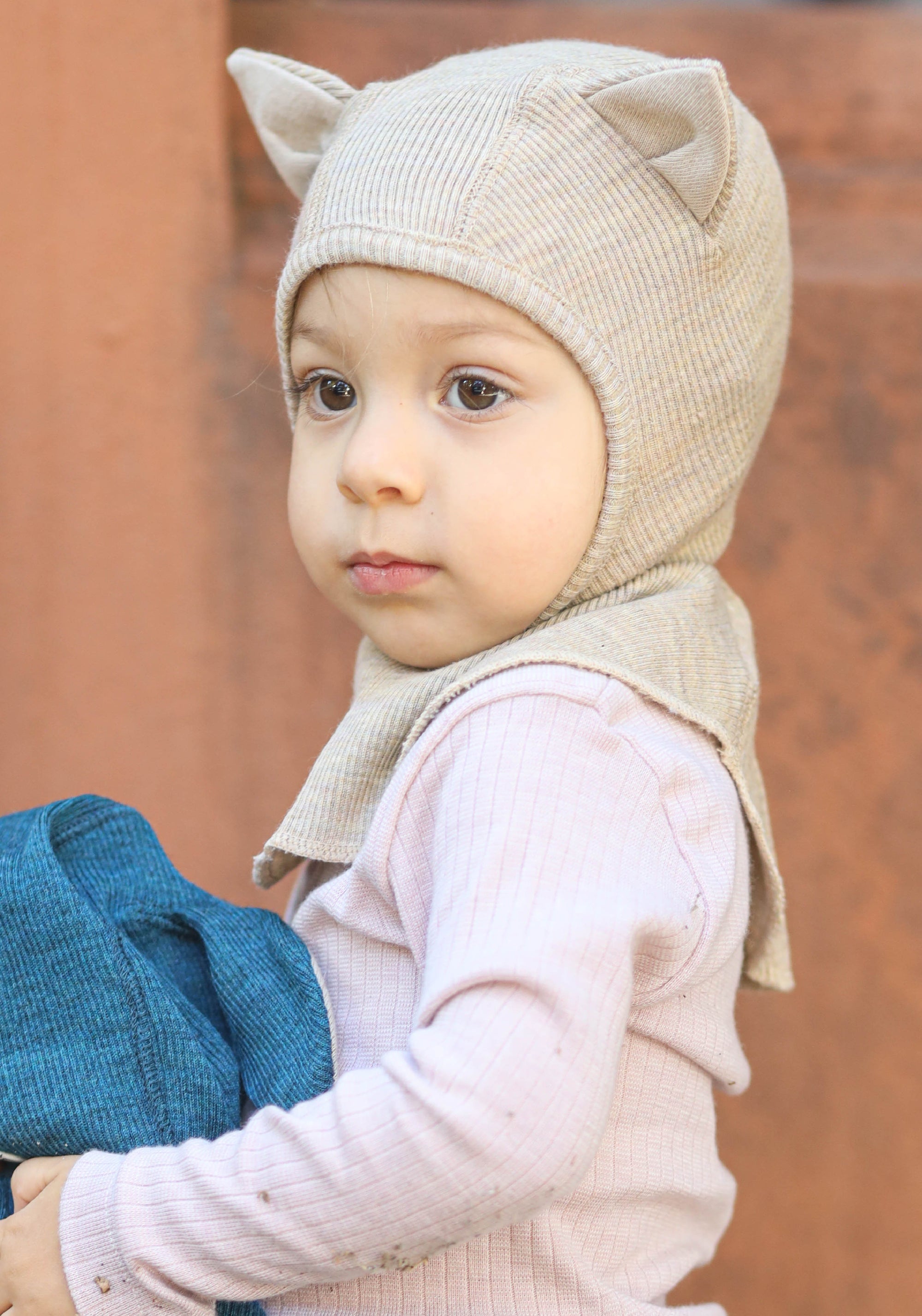 Cagulă din lână merinos - Kitty Driftwood Taupe