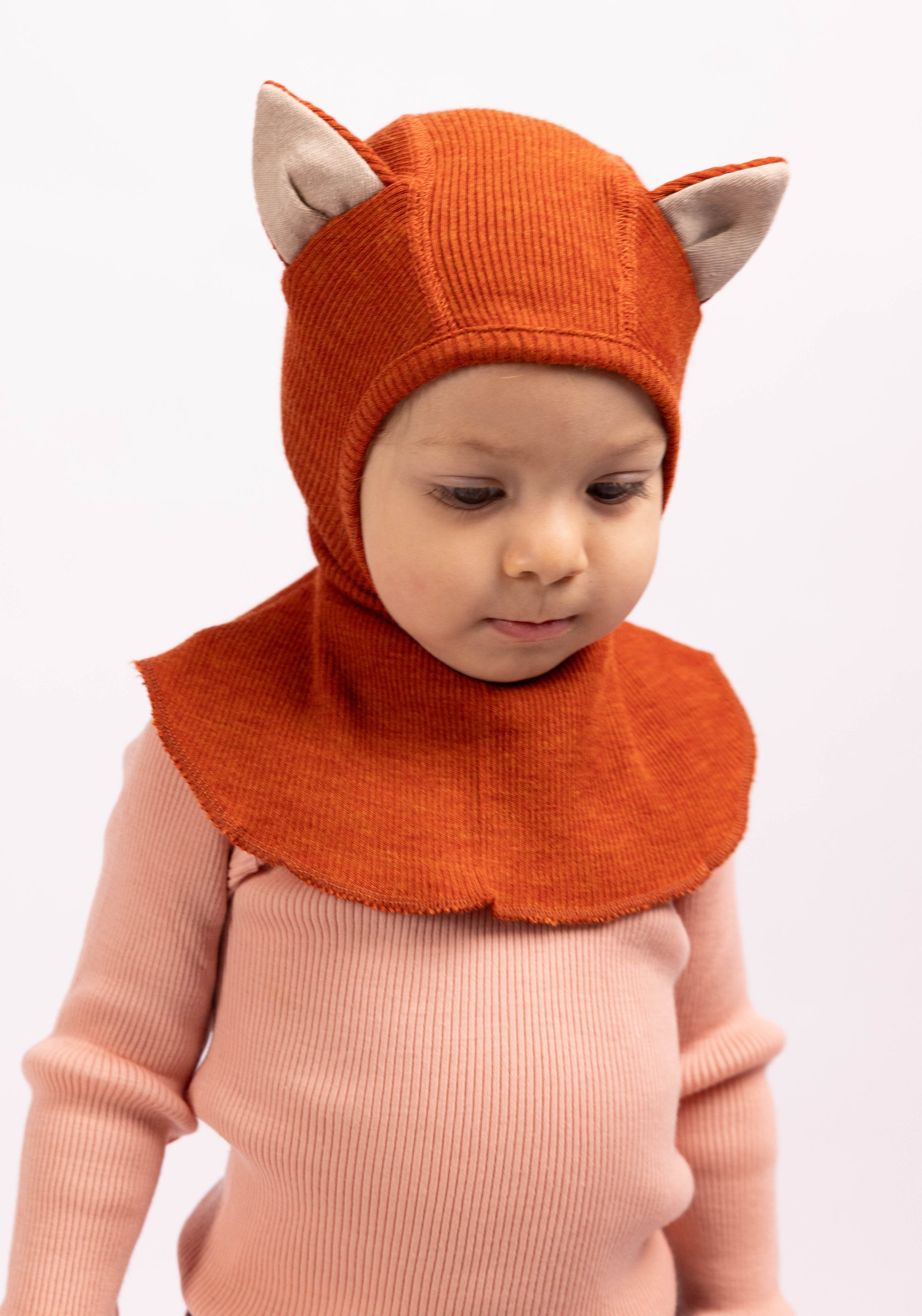 Cagulă din lână merinos - Kitty Rich Amber