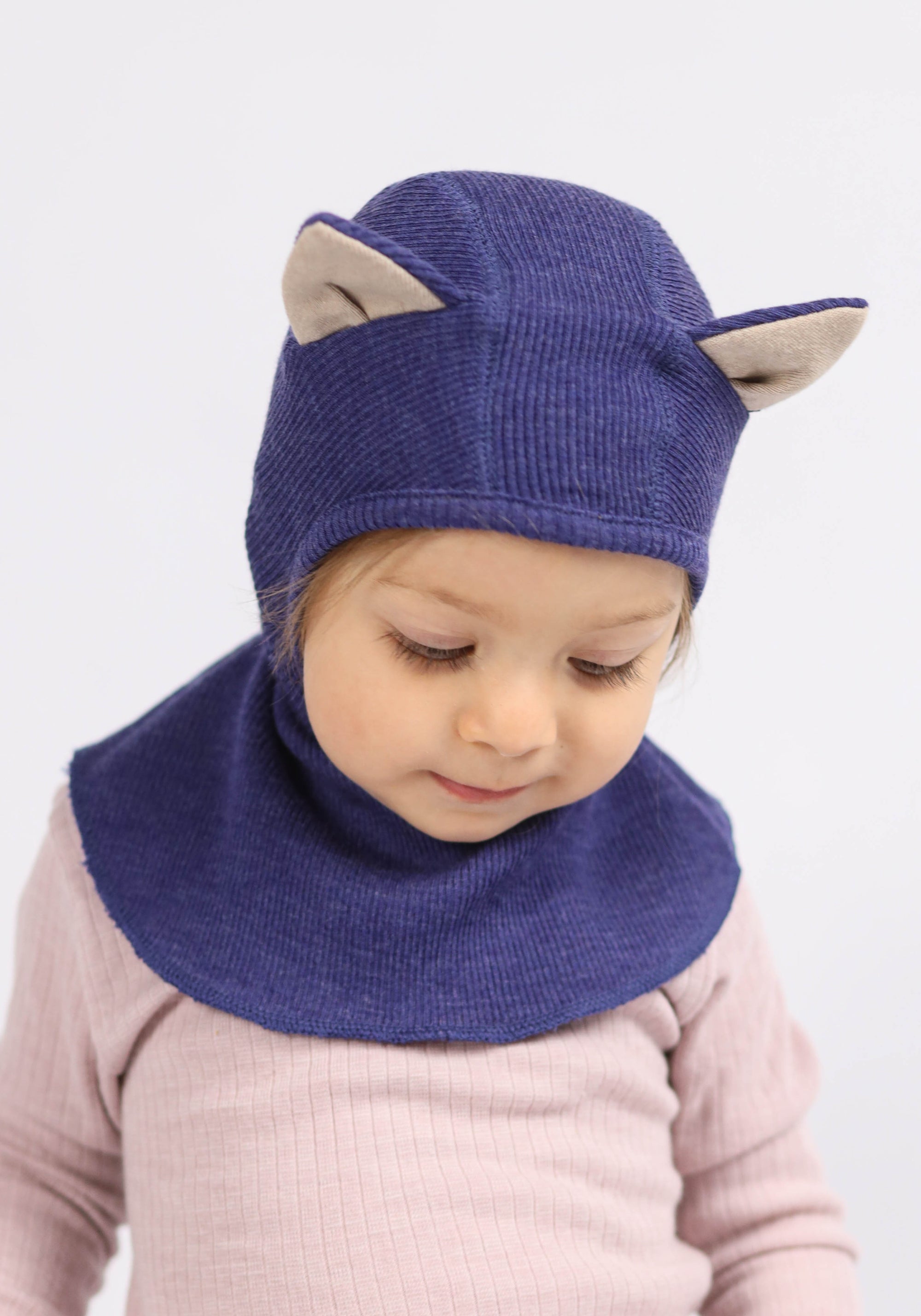 Cagulă din lână merinos - Kitty Twilight Blue