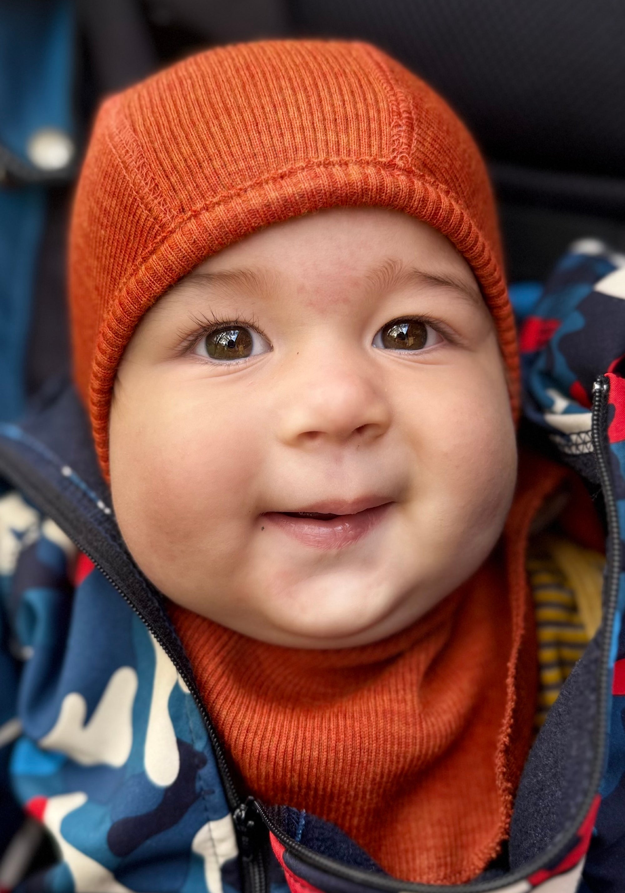 Cagulă din lână merinos - Rich Amber