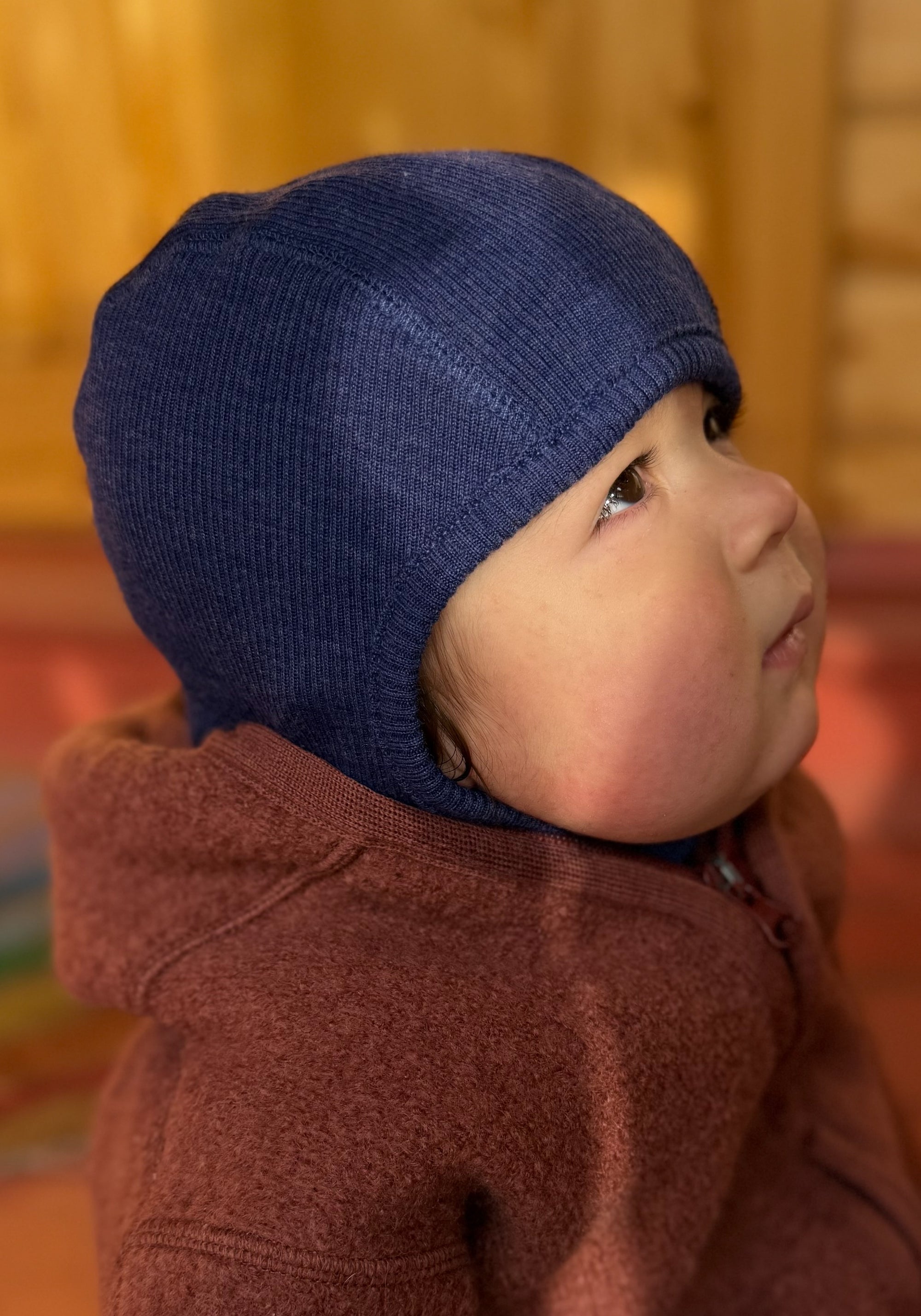 Cagulă din lână merinos - Twilight Blue