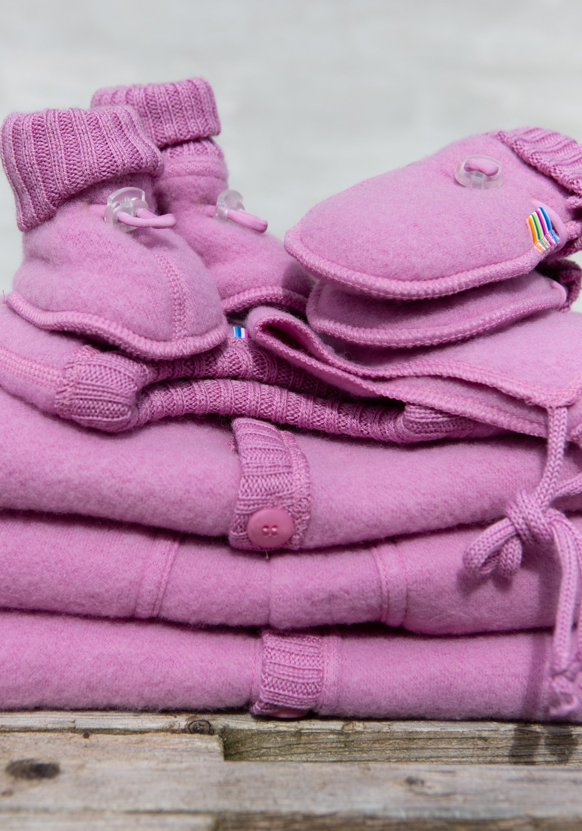 Botoșei fleece din lână merinos - Old Rose