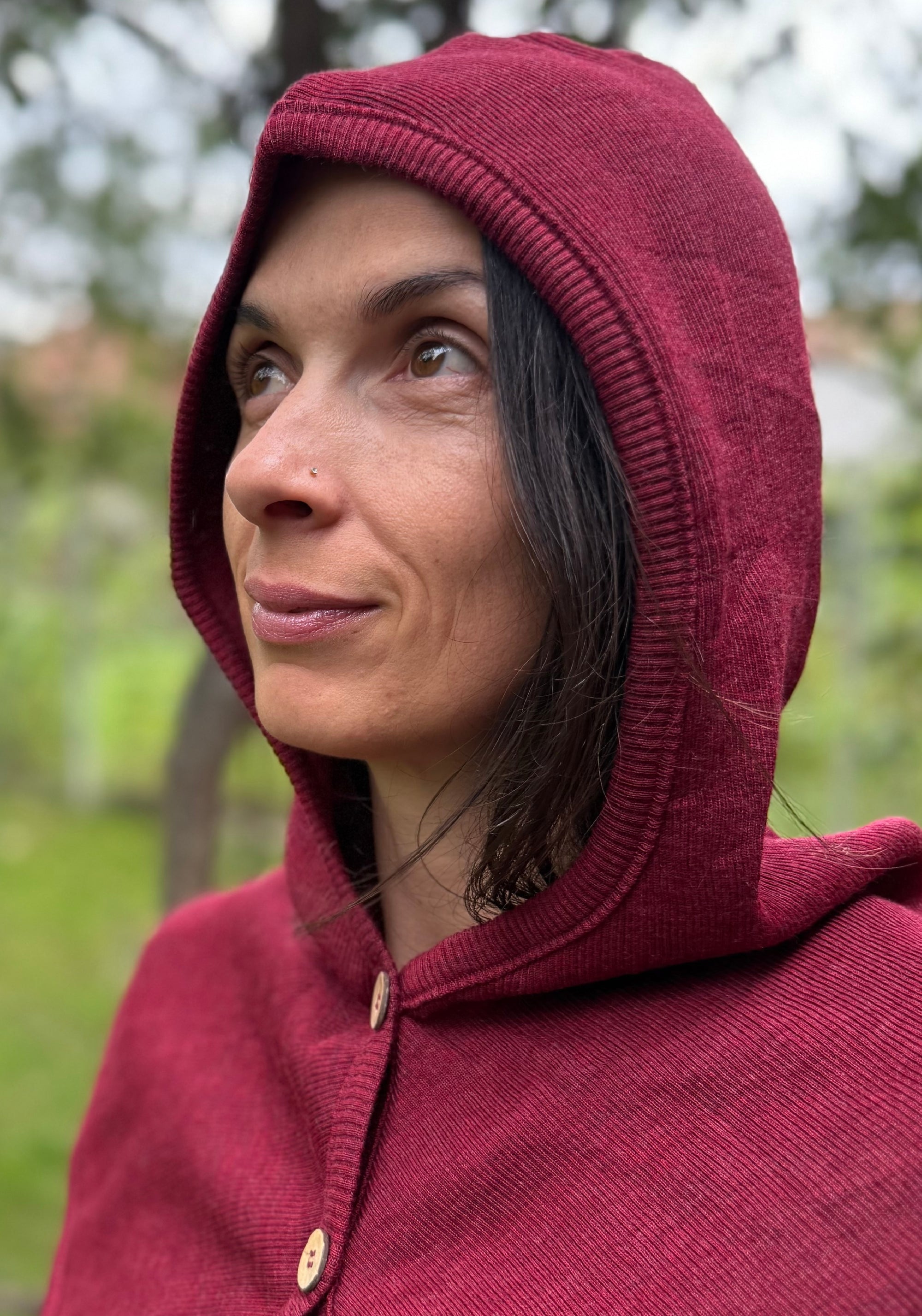 Cagulă femei din lână merinos - Wild Pomegranate