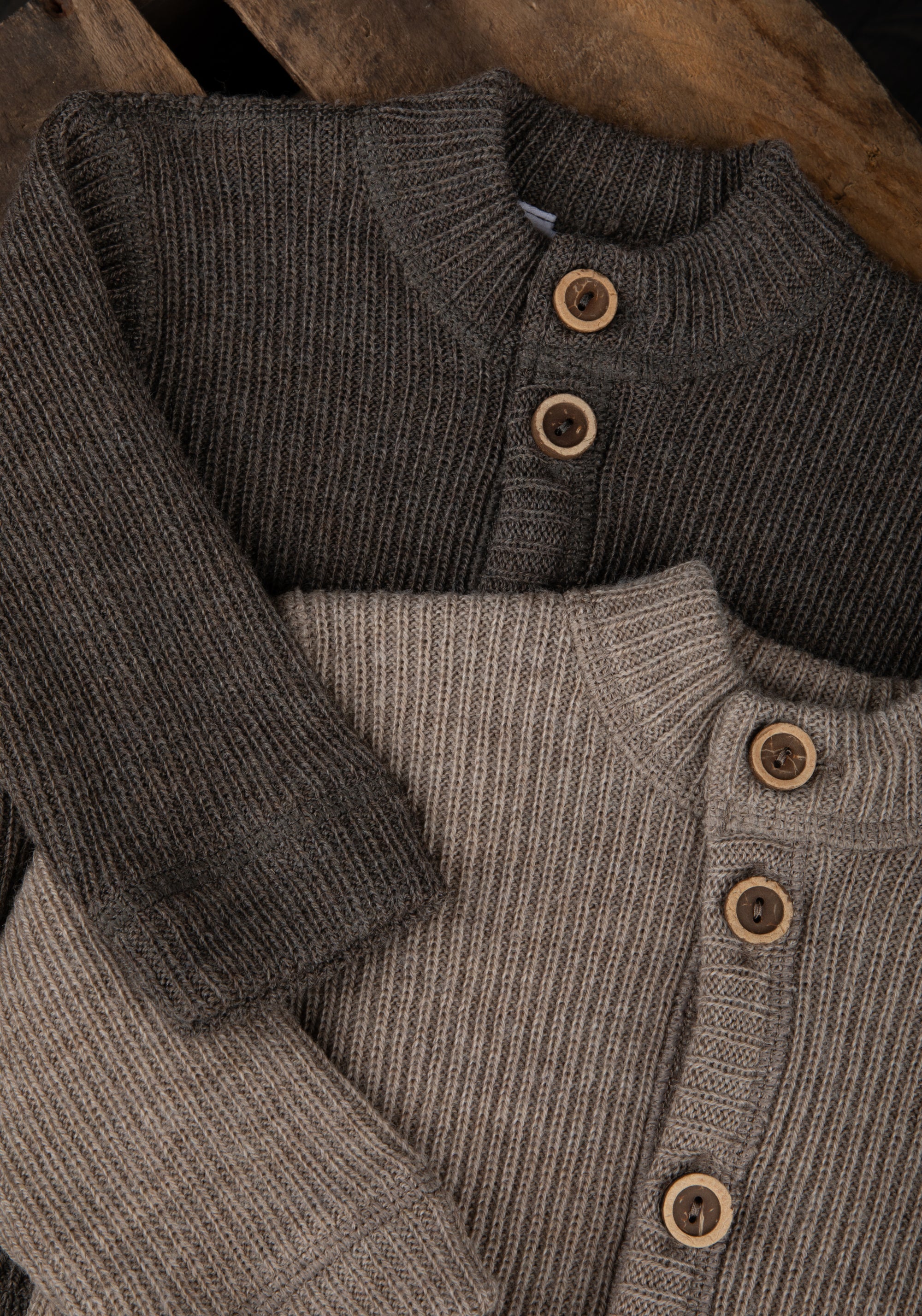 Cardigan din lână merinos - Brown Melange