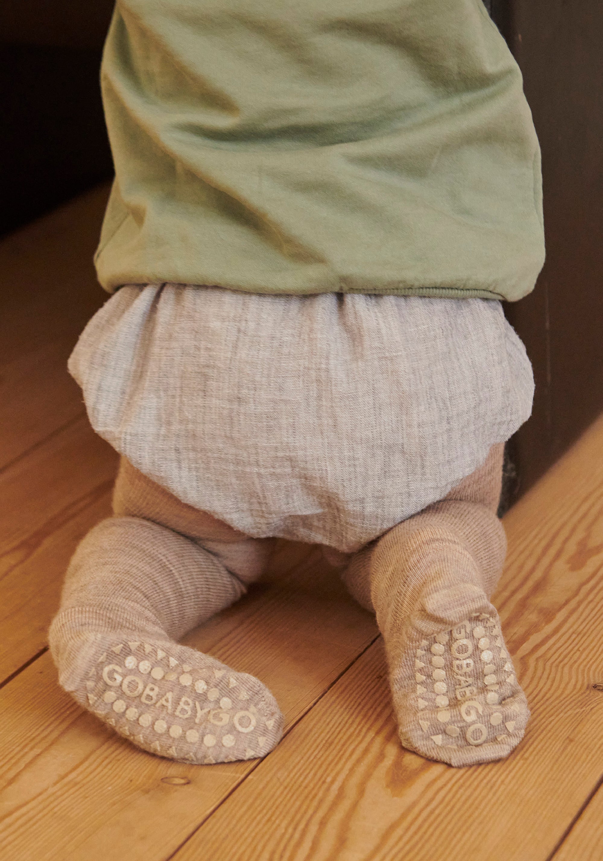 Dres antiderapant din lână merinos - Sand