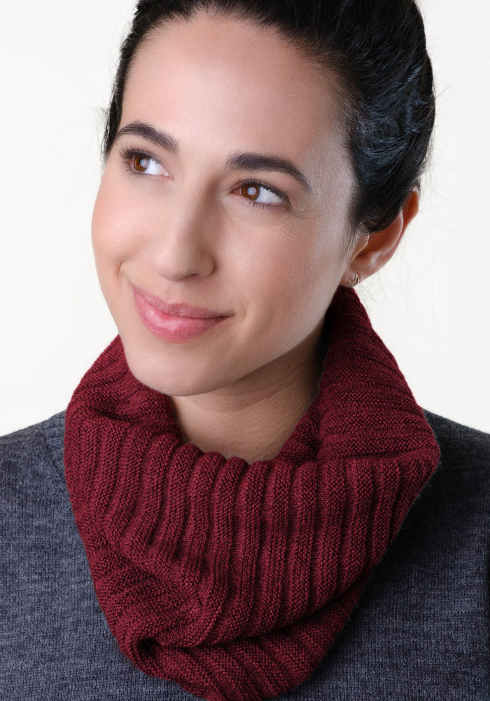 Fular circular din baby alpaca - Bordeaux