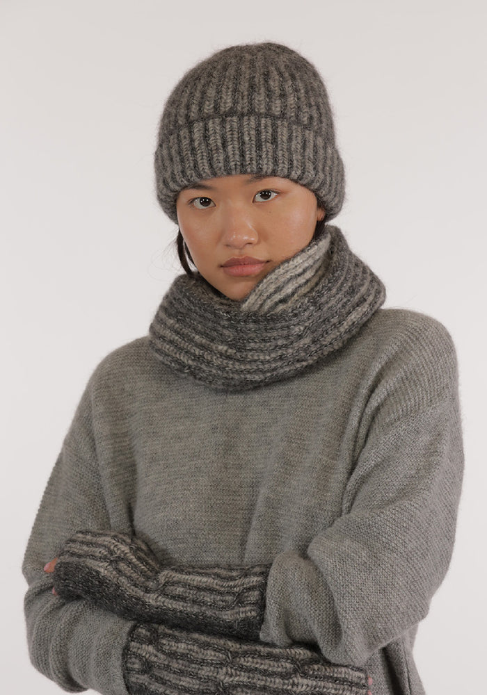 Fular circular femei din alpaca și bumbac Pima - Izia Grey/Anthracite
