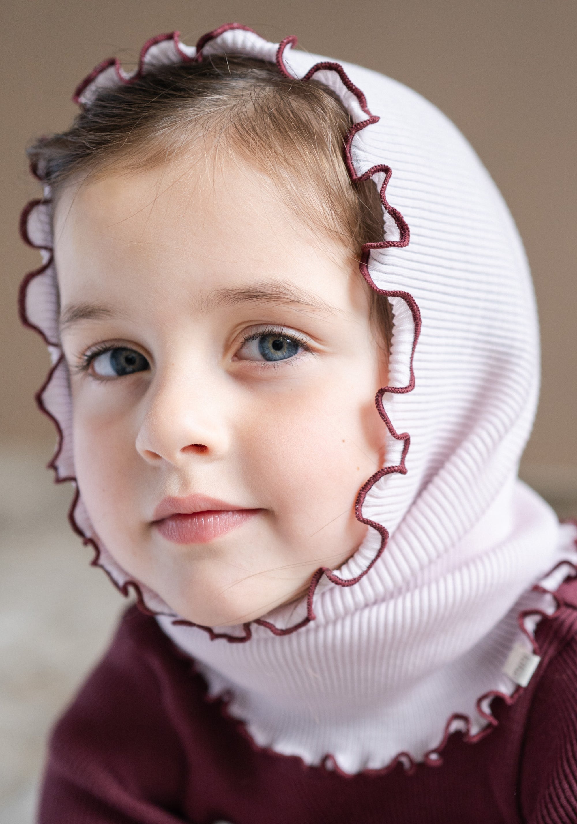 Fular circular seamless din lână merinos - Aha Peony Bordeaux