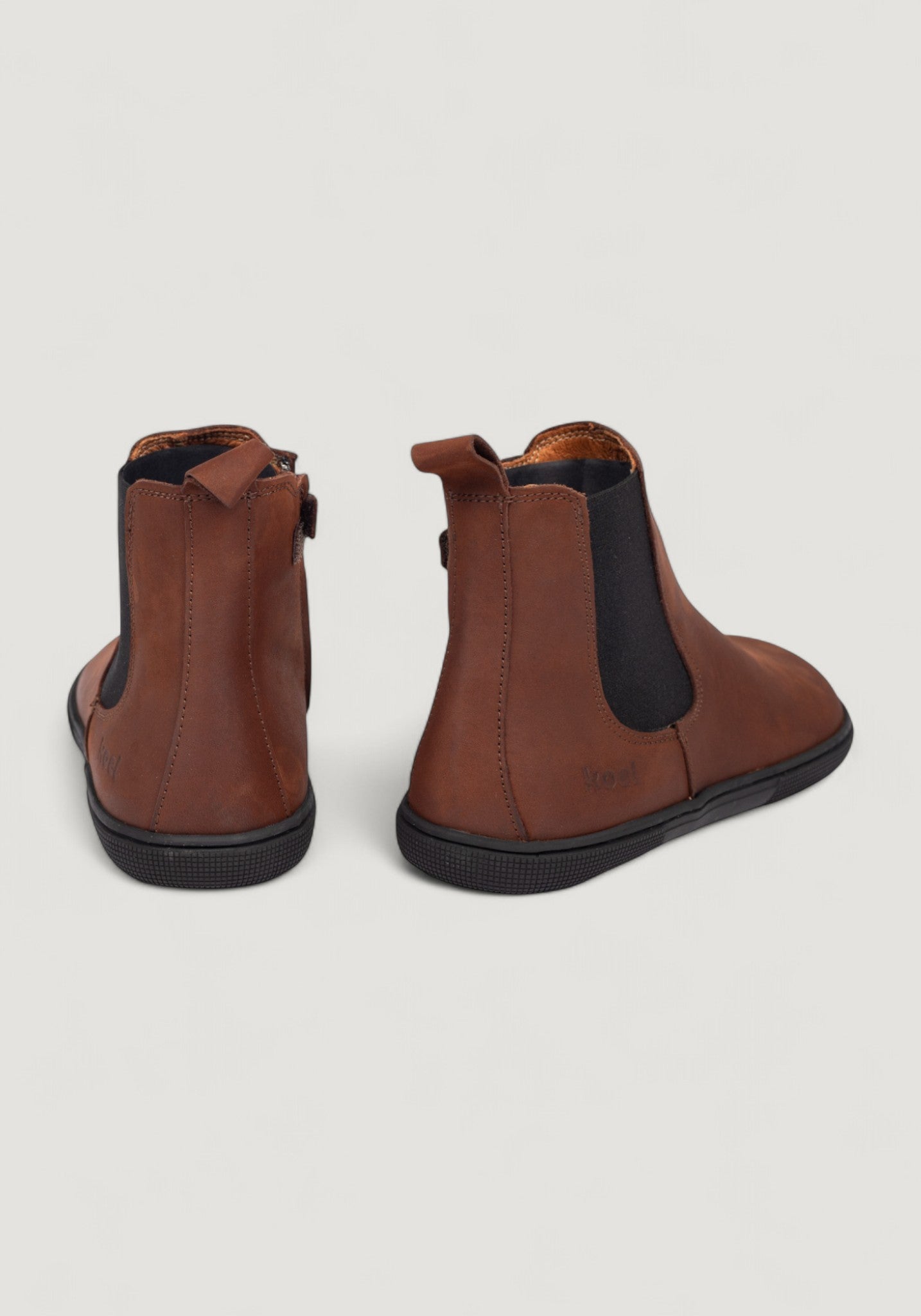 Ghete Barefoot femei din piele - Filas Chocolate