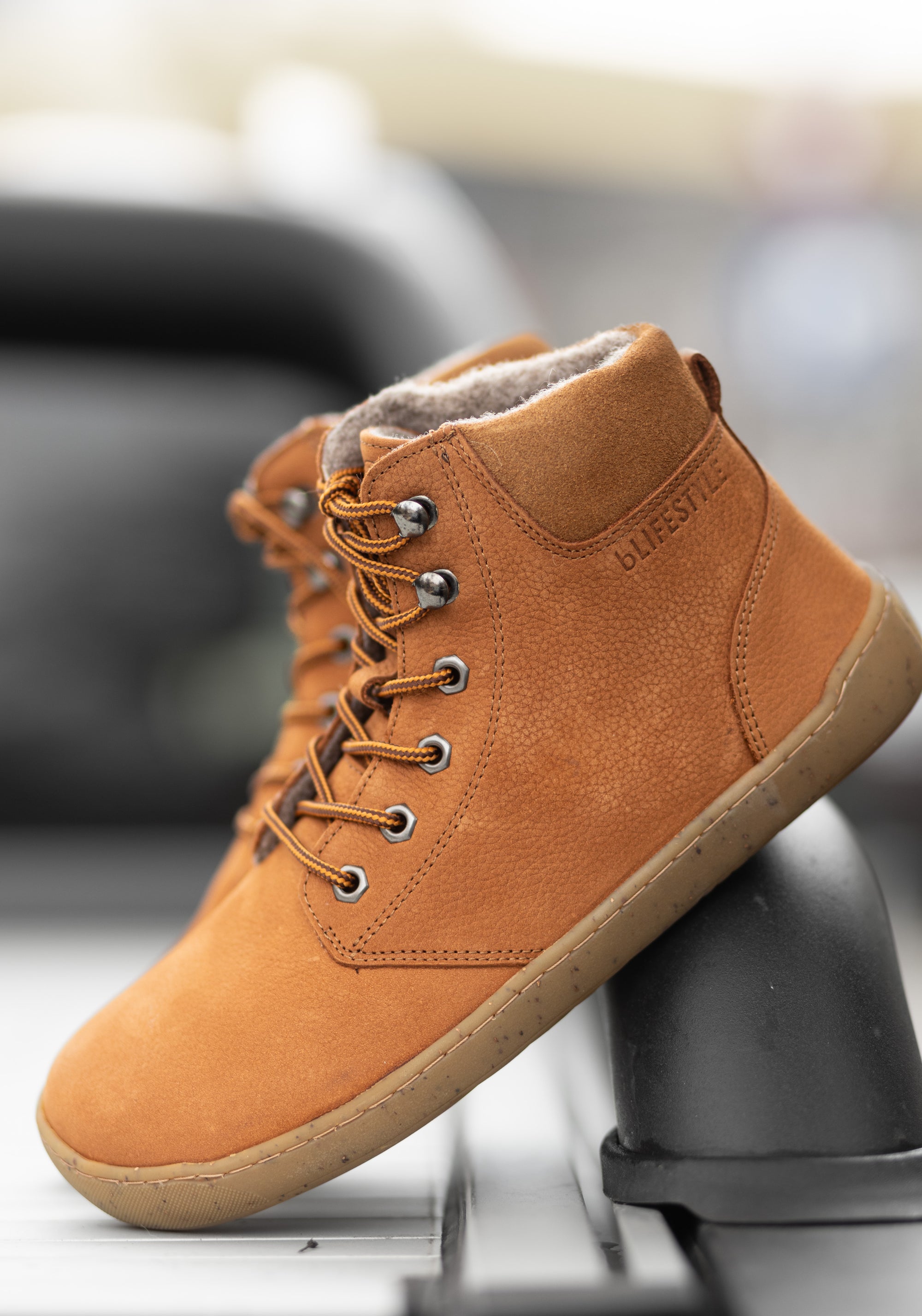 Ghete Barefoot îmblănite adulți - Street Style Hazelnut