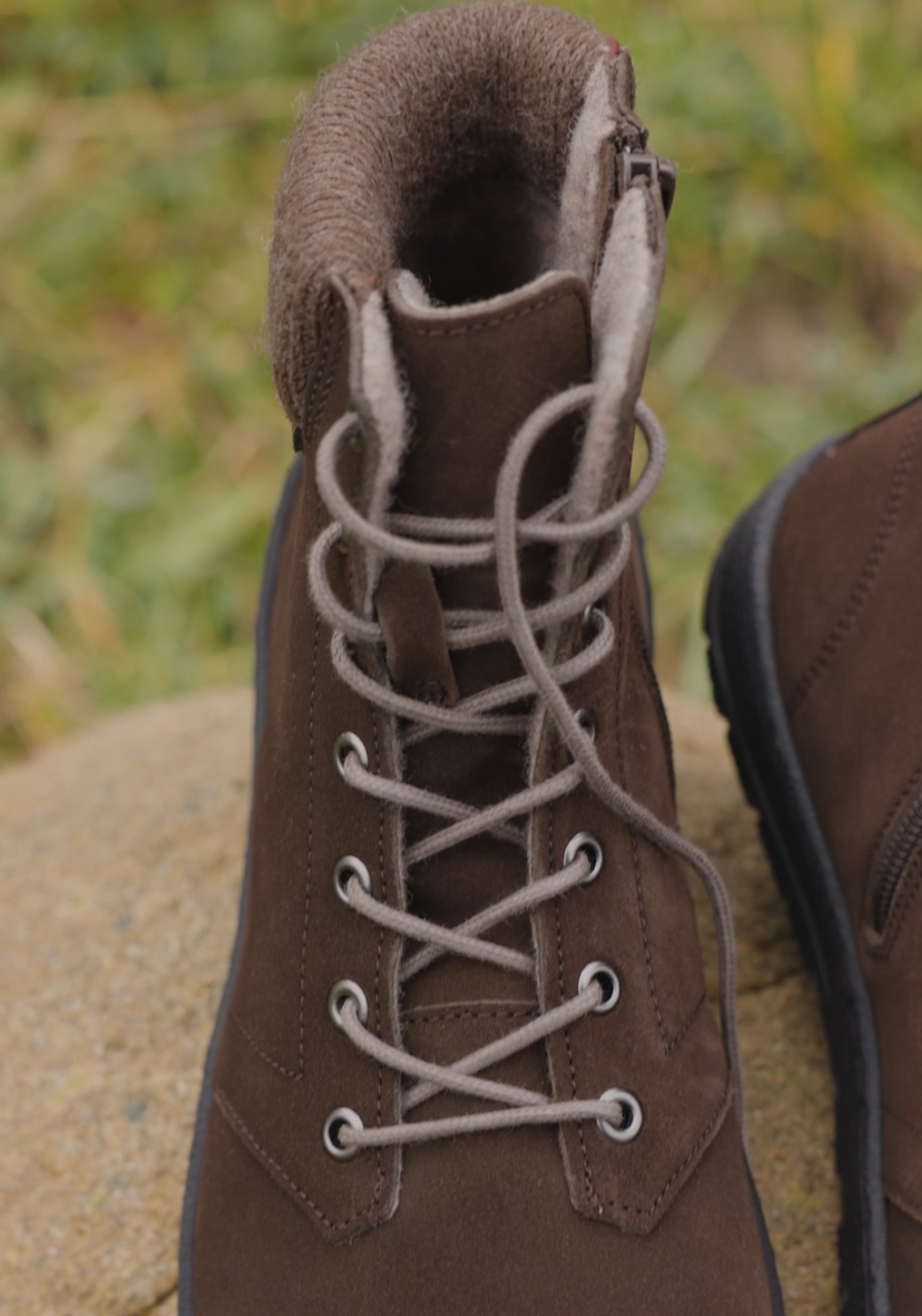 Ghete Barefoot îmblănite femei - Loud Style Chestnut