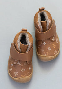 Ghete Barefoot îmblănite First Step - Baby Raccoon Winter Hazelnut BLifestyle HipHip.ro