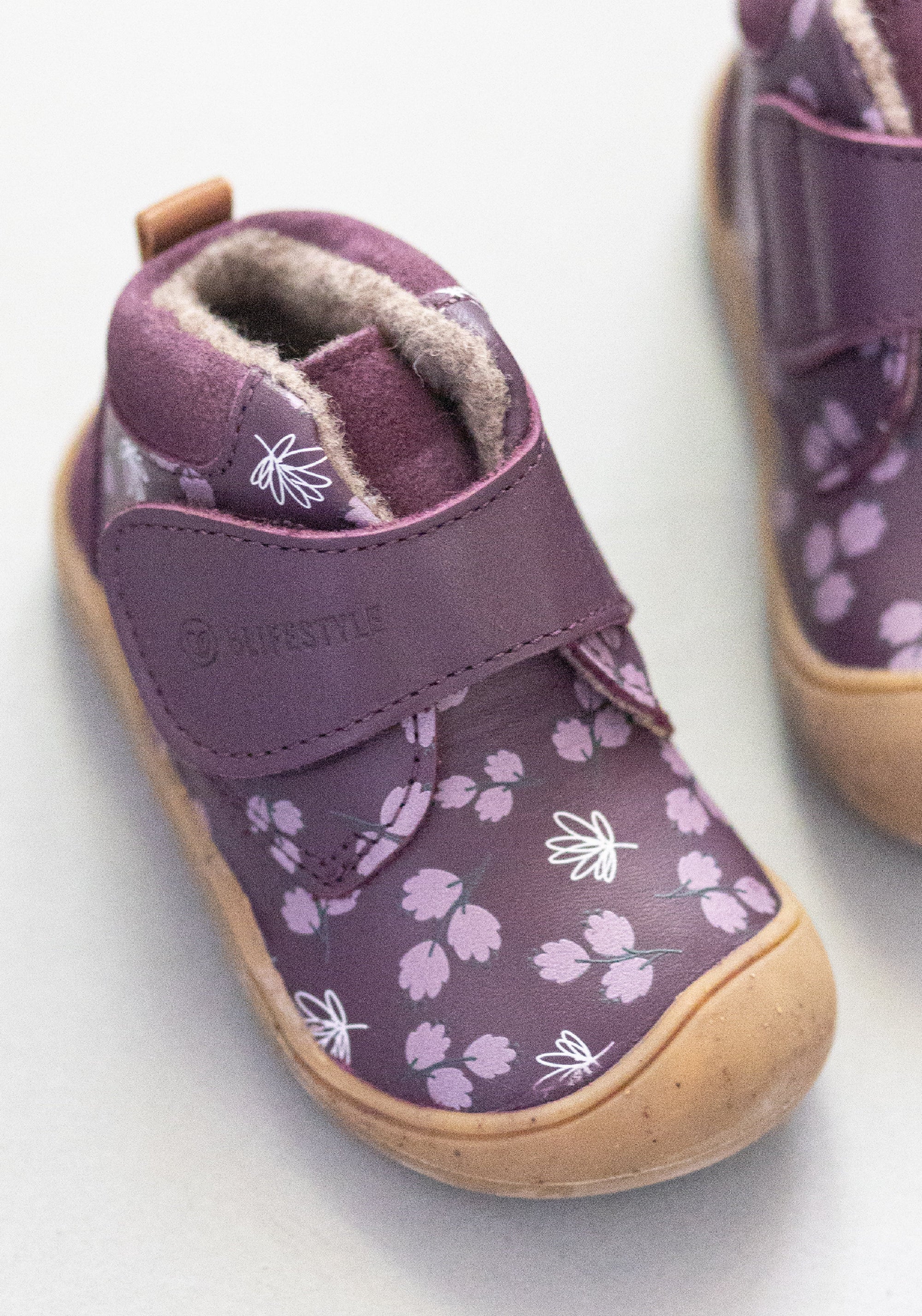 Ghete Barefoot îmblănite First Step - Baby Raccoon Winter Plum BLifestyle HipHip.ro