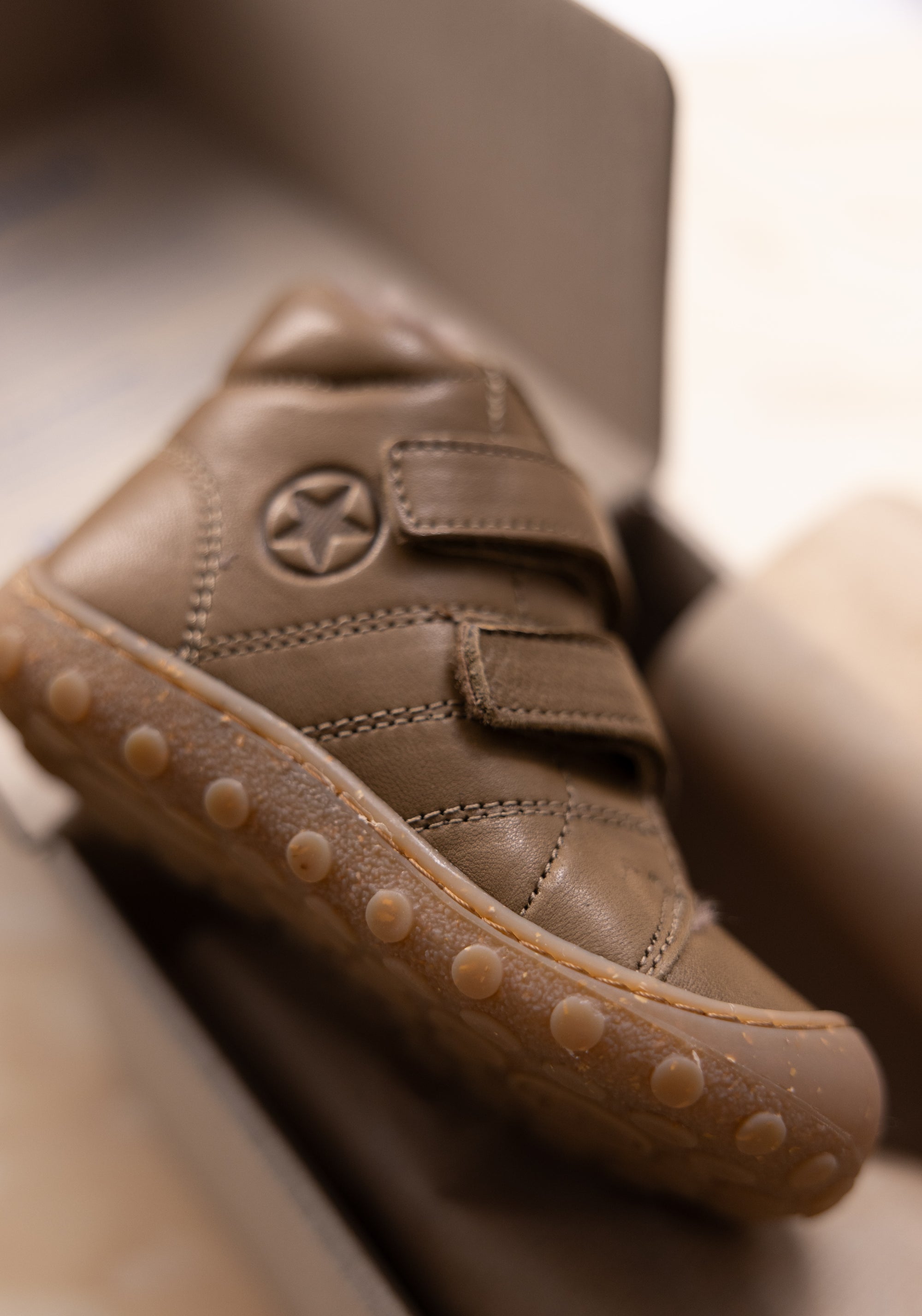 Ghete Barefoot îmblănite - Hale Khaki