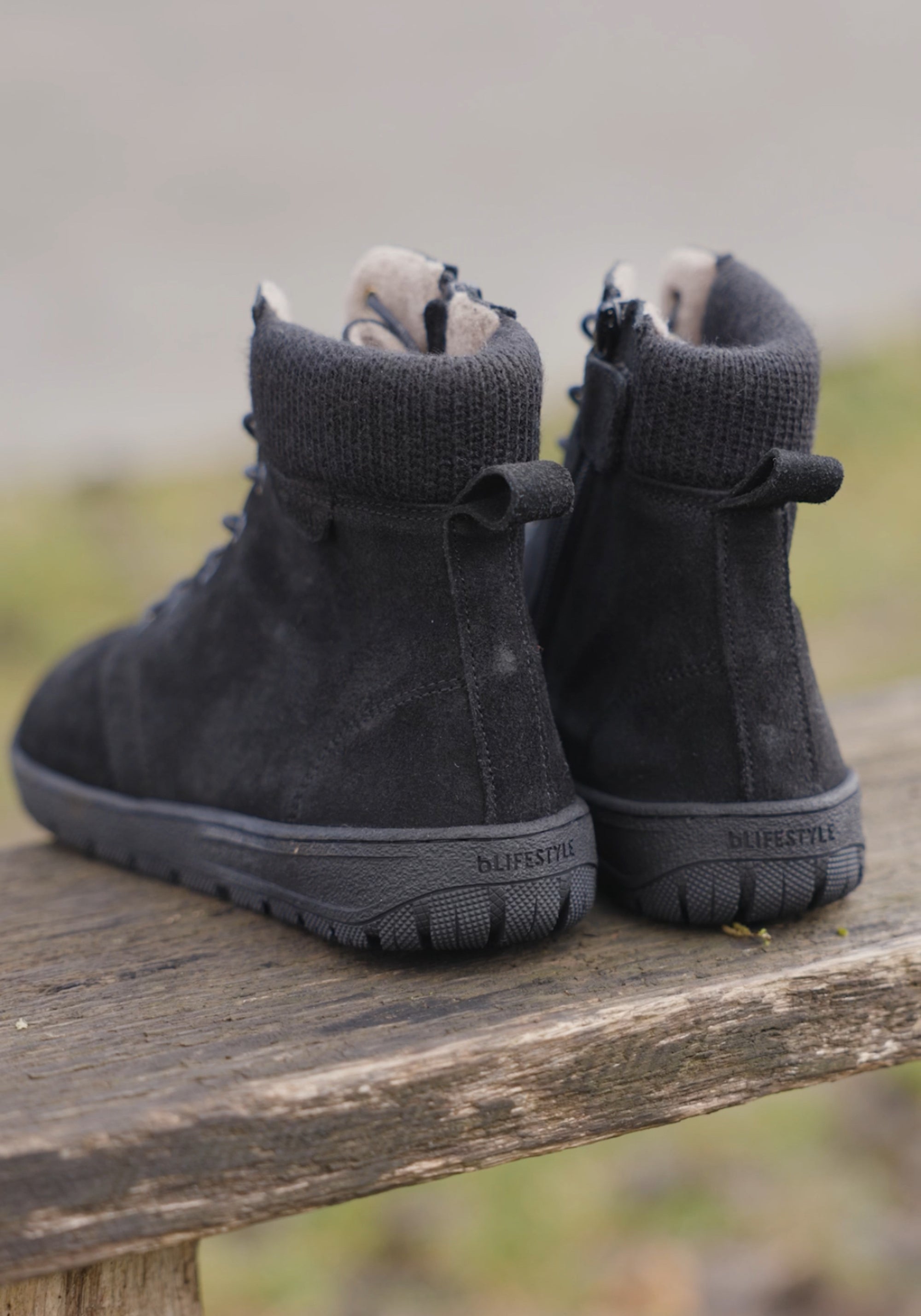 Ghete Barefoot îmblănite - Loud Style Black